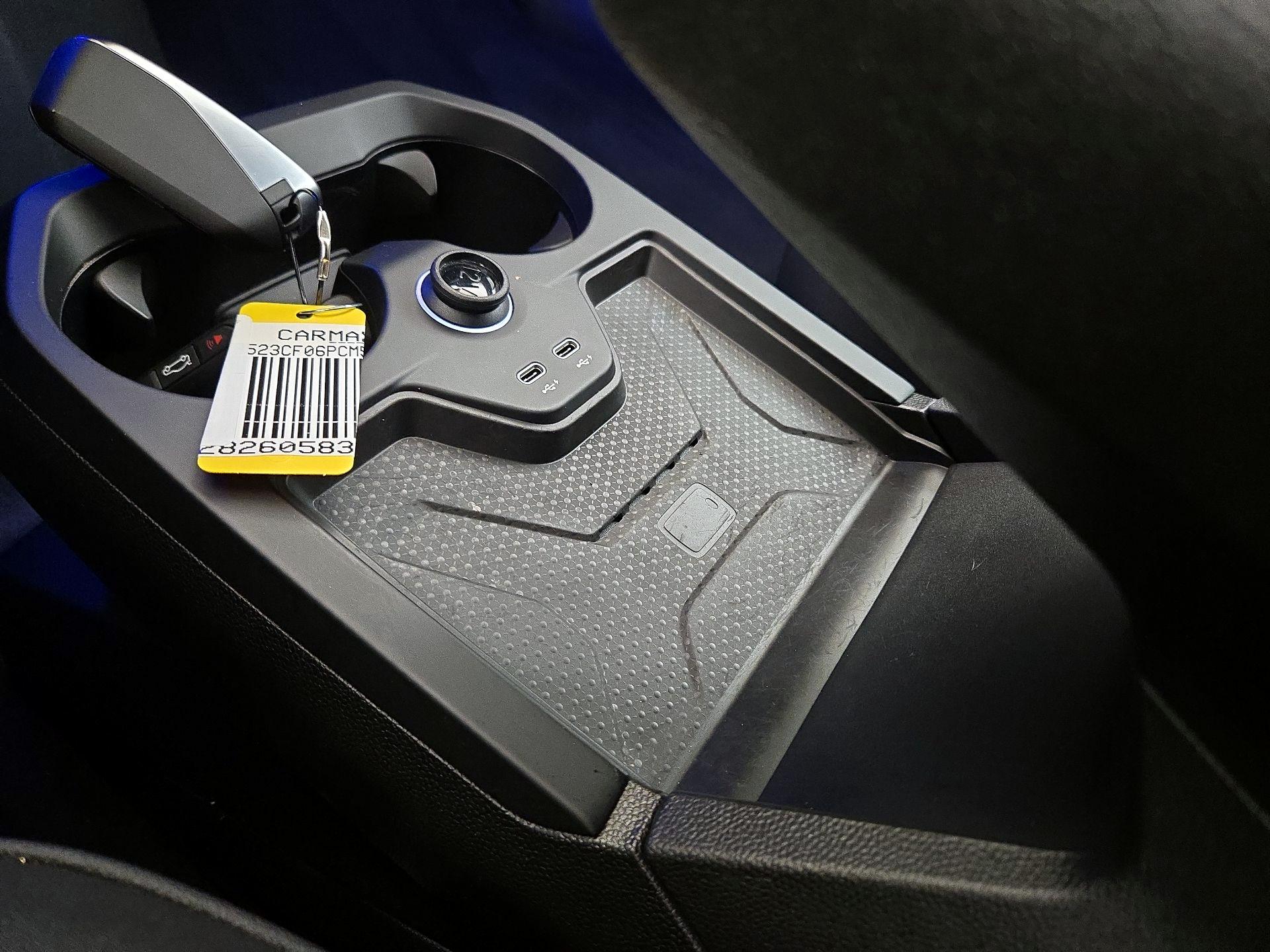 Thumbnail: 2023 BMW iX - 19