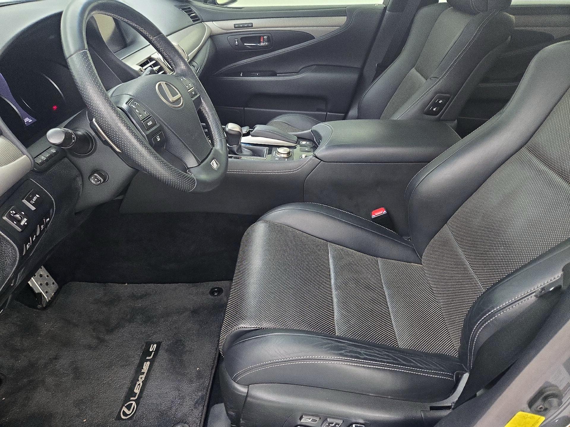 Thumbnail: 2014 Lexus LS - 11