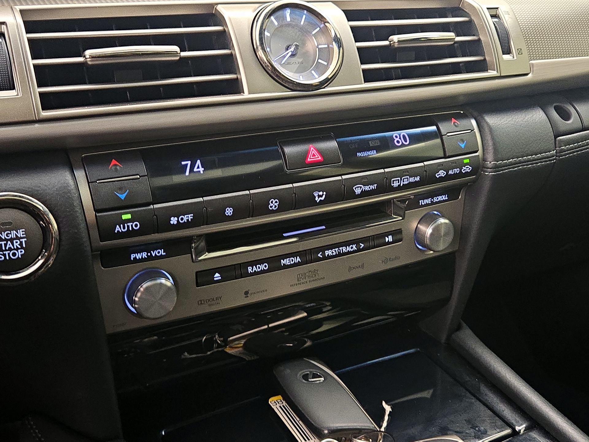 Thumbnail: 2014 Lexus LS - 16