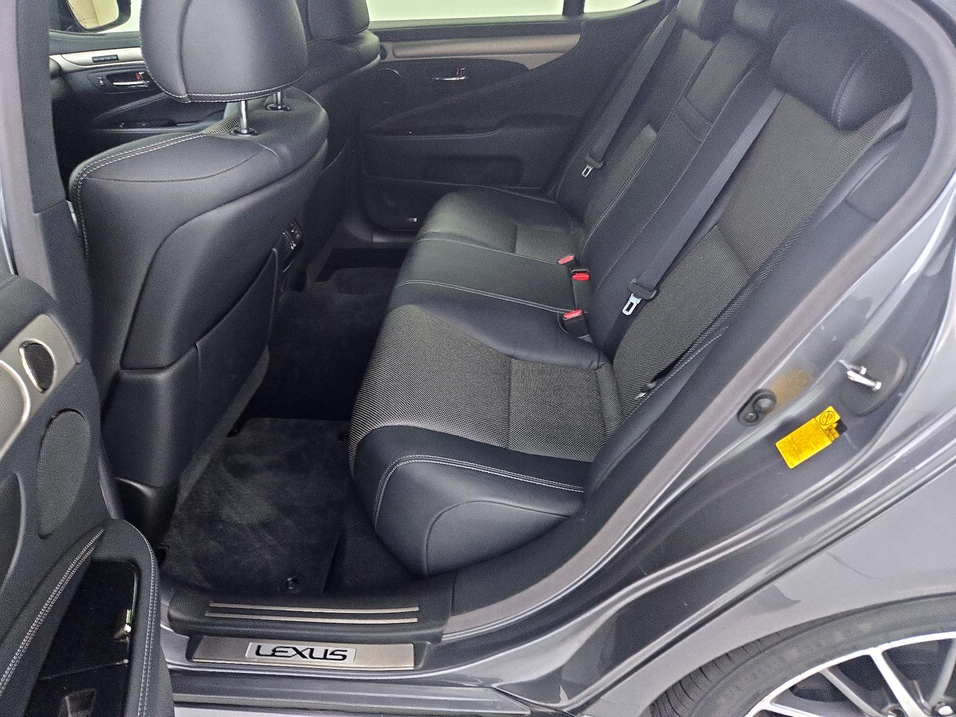 Thumbnail: 2014 Lexus LS - 20