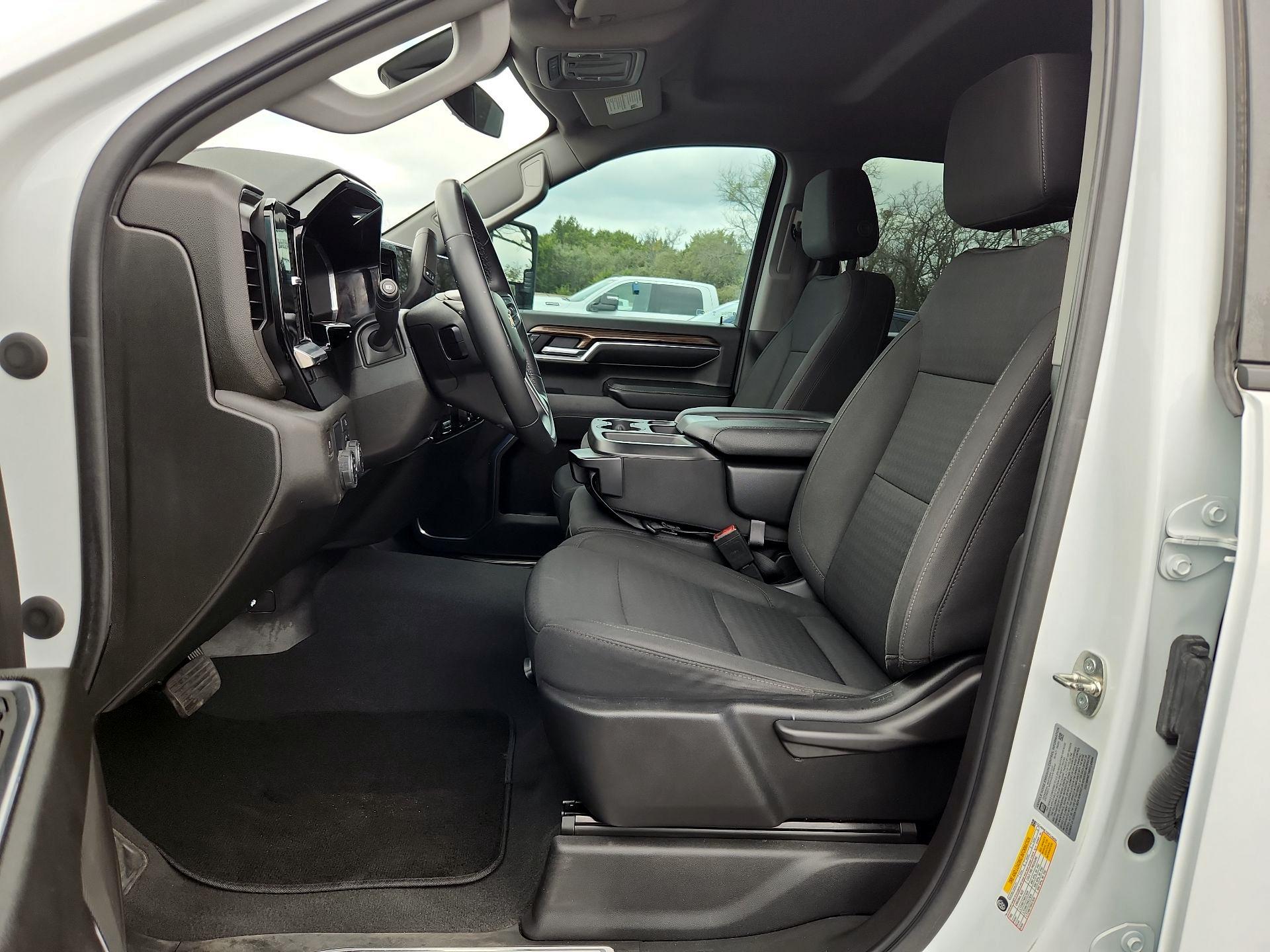 Thumbnail: 2024 Chevrolet Silverado 2500 - 9