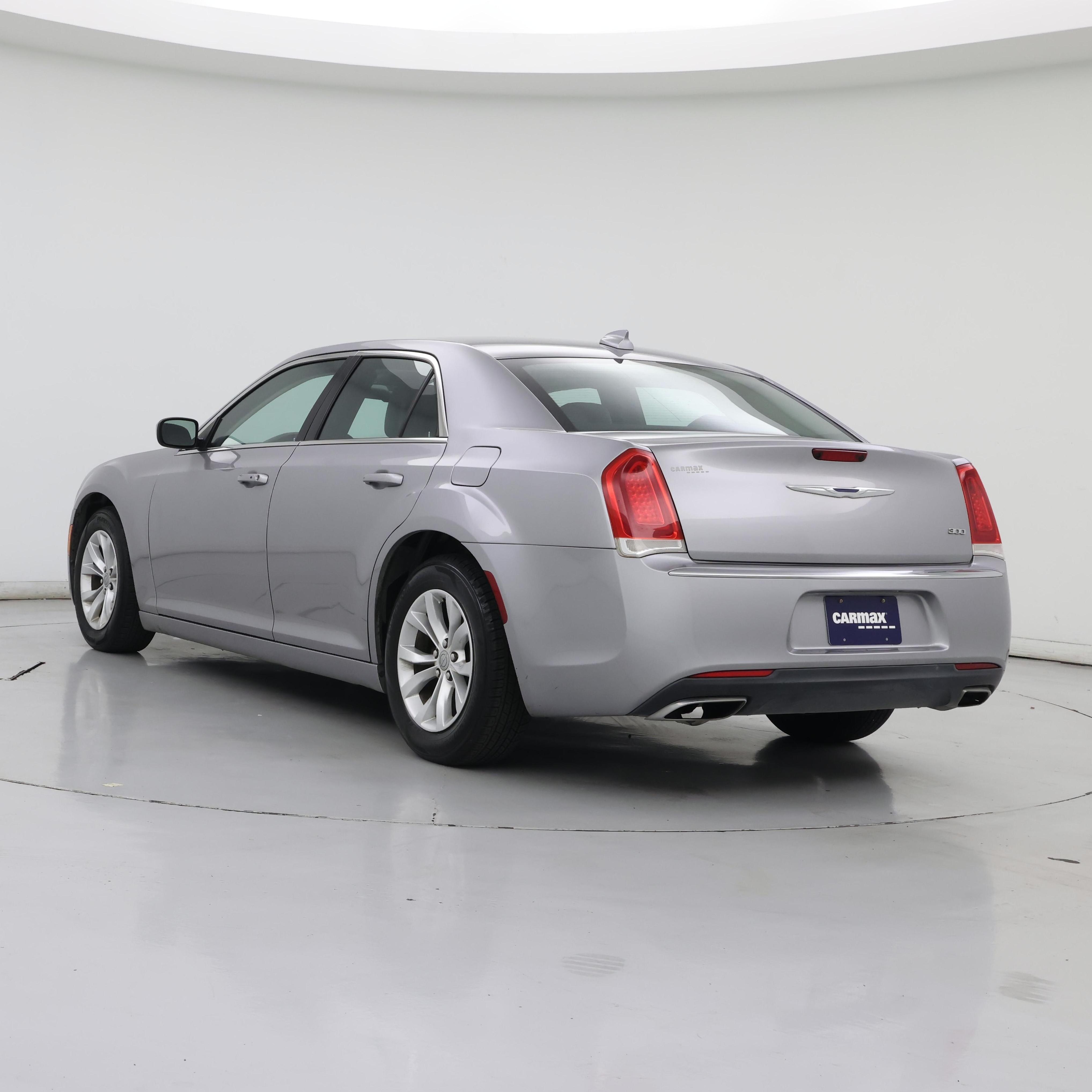 Thumbnail: 2015 Chrysler 300 - 2