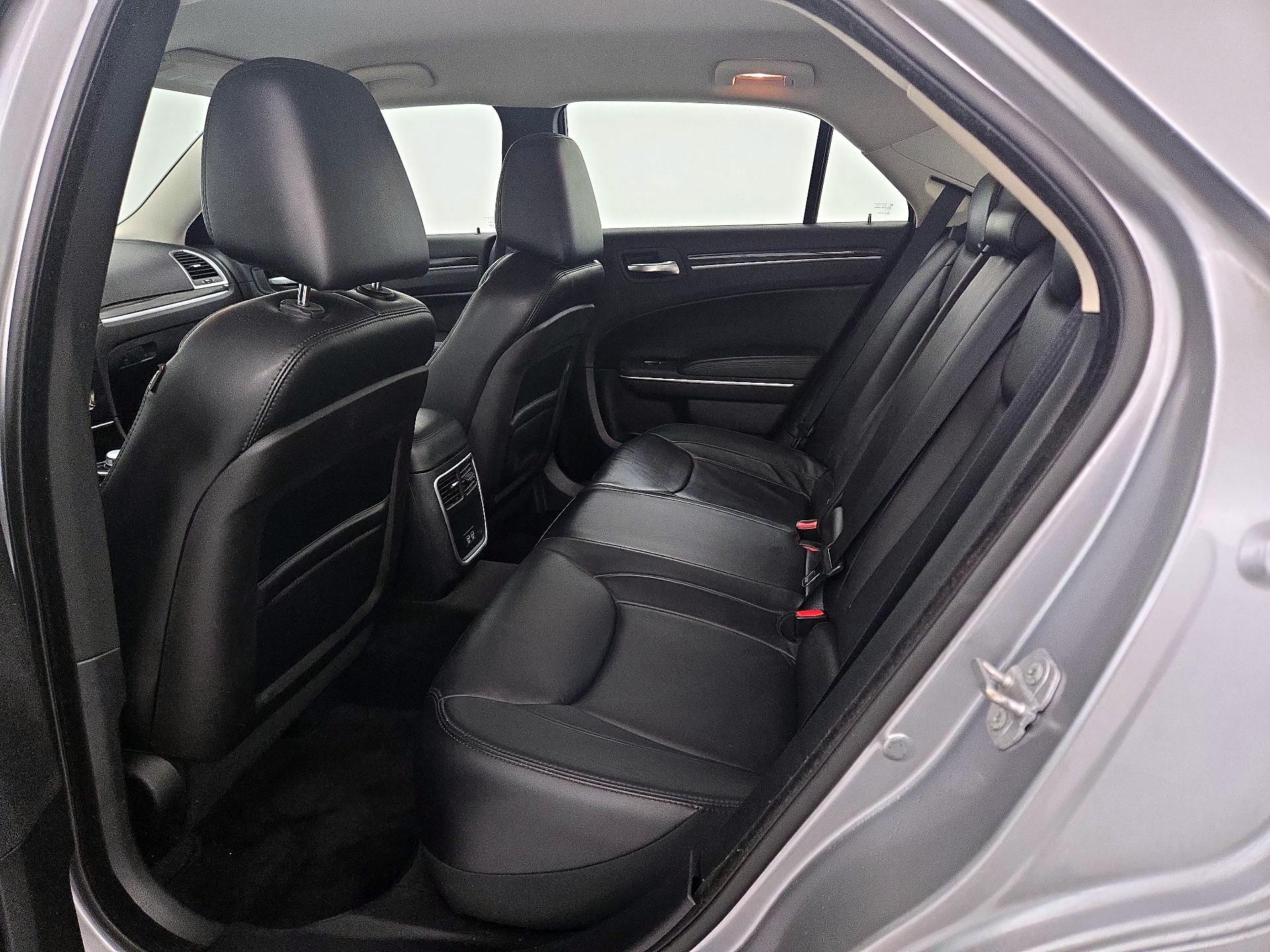 Thumbnail: 2015 Chrysler 300 - 19