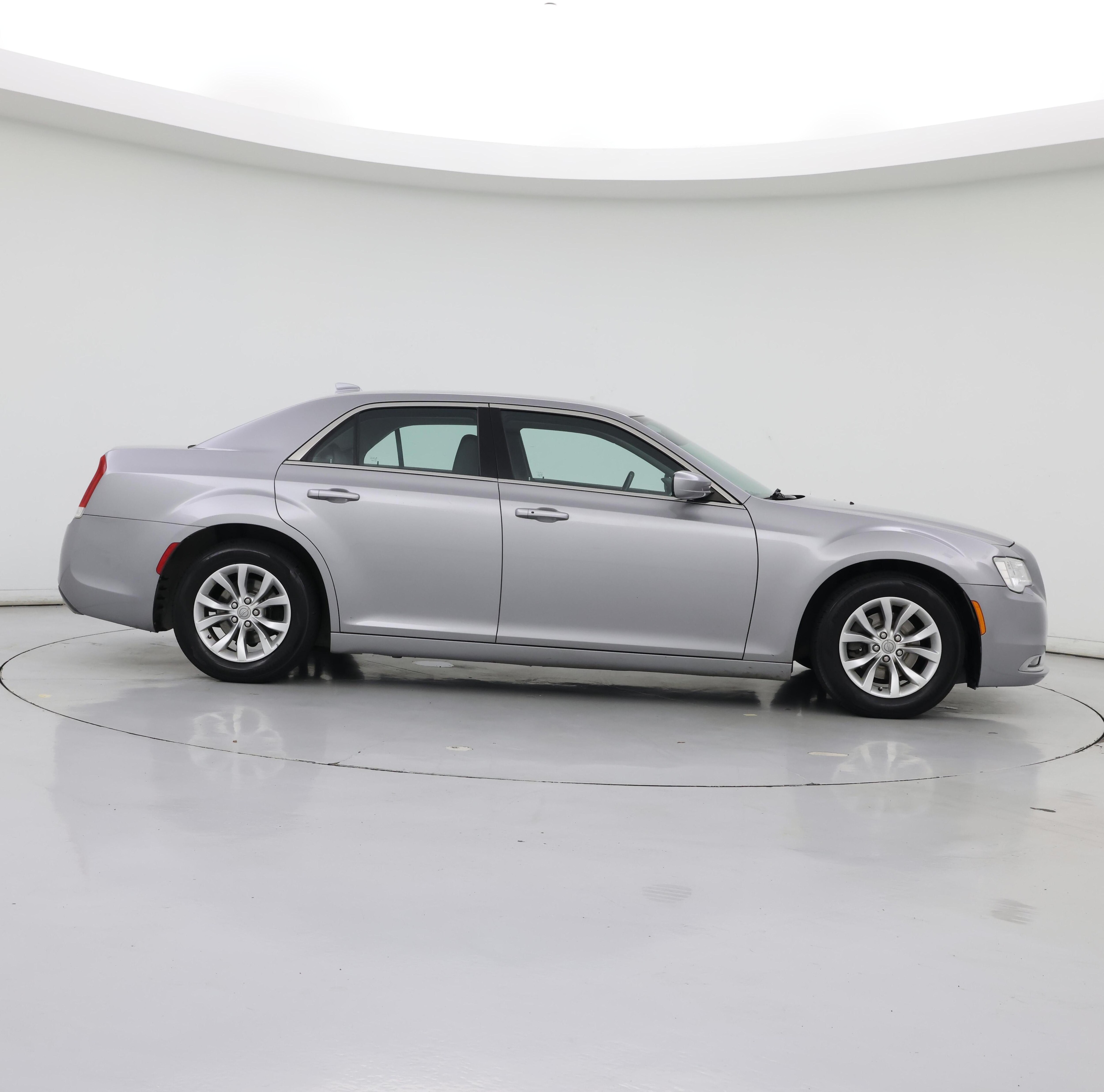 Thumbnail: 2015 Chrysler 300 - 7
