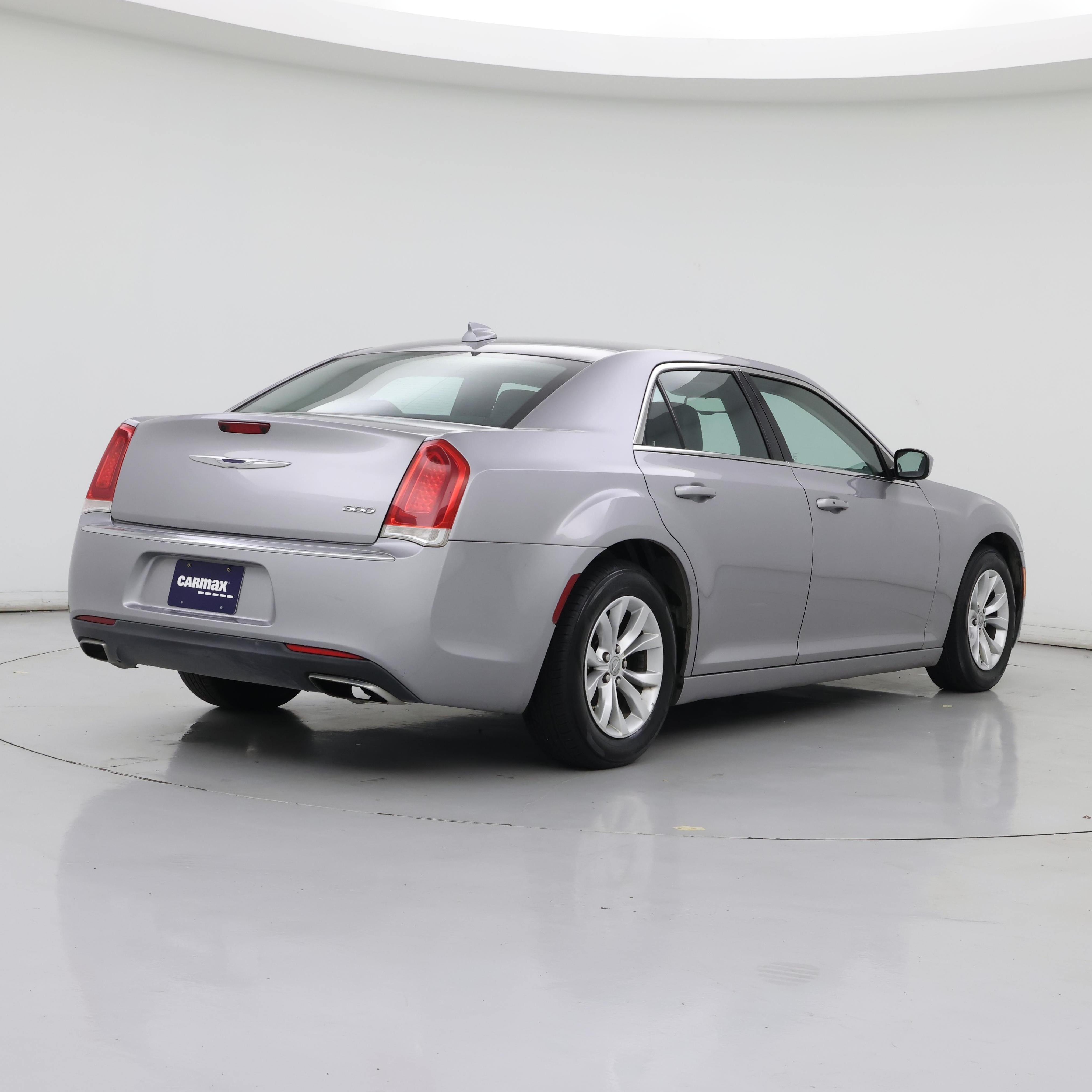 Thumbnail: 2015 Chrysler 300 - 8