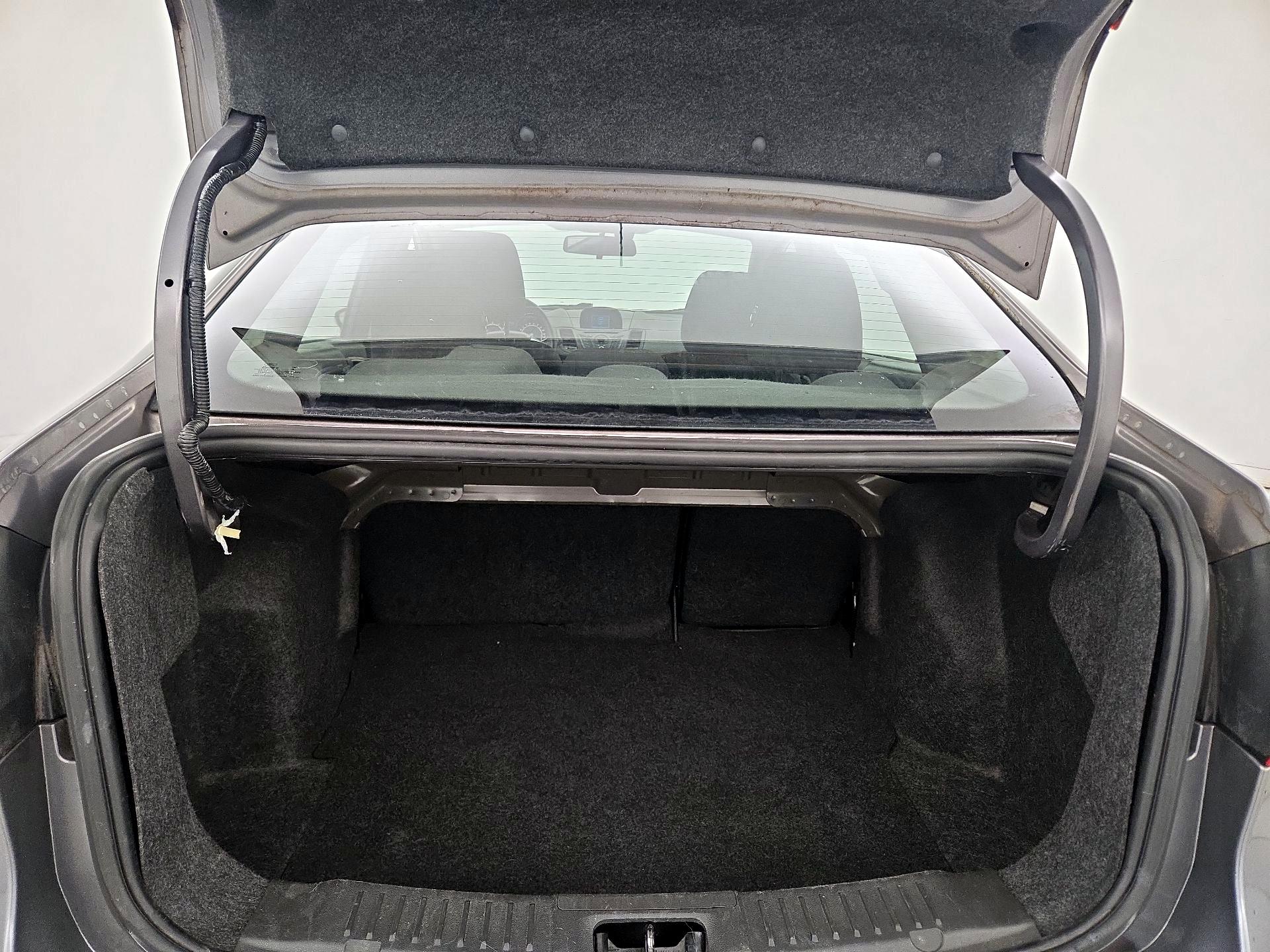 Thumbnail: 2014 Ford Fiesta - 19