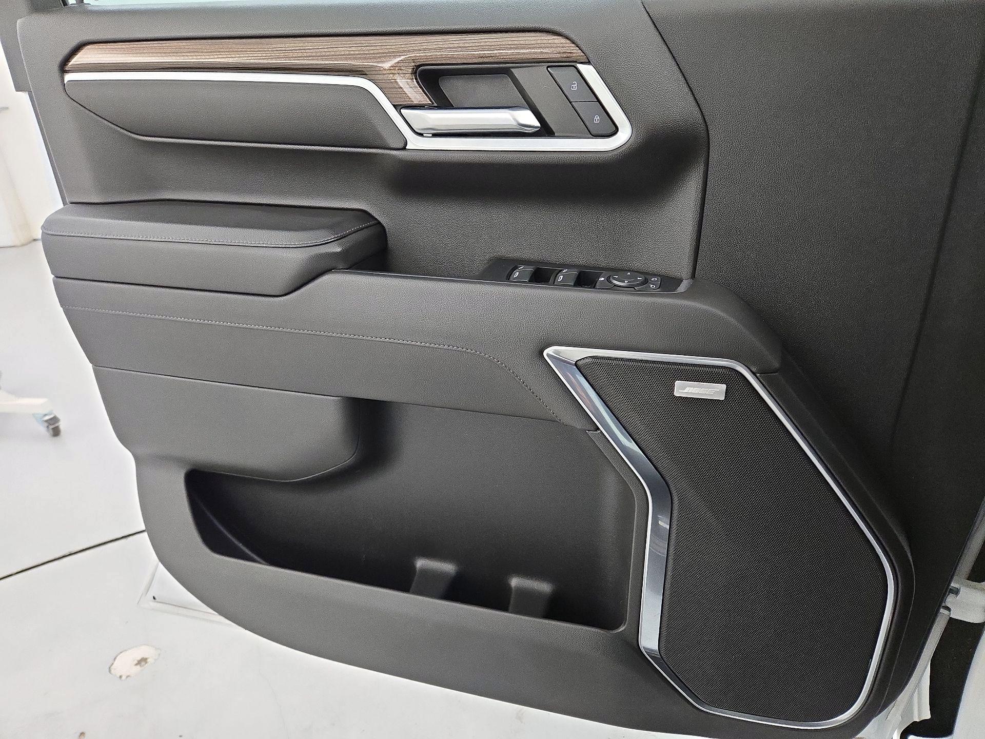 Thumbnail: 2022 Chevrolet Silverado 1500 - 12