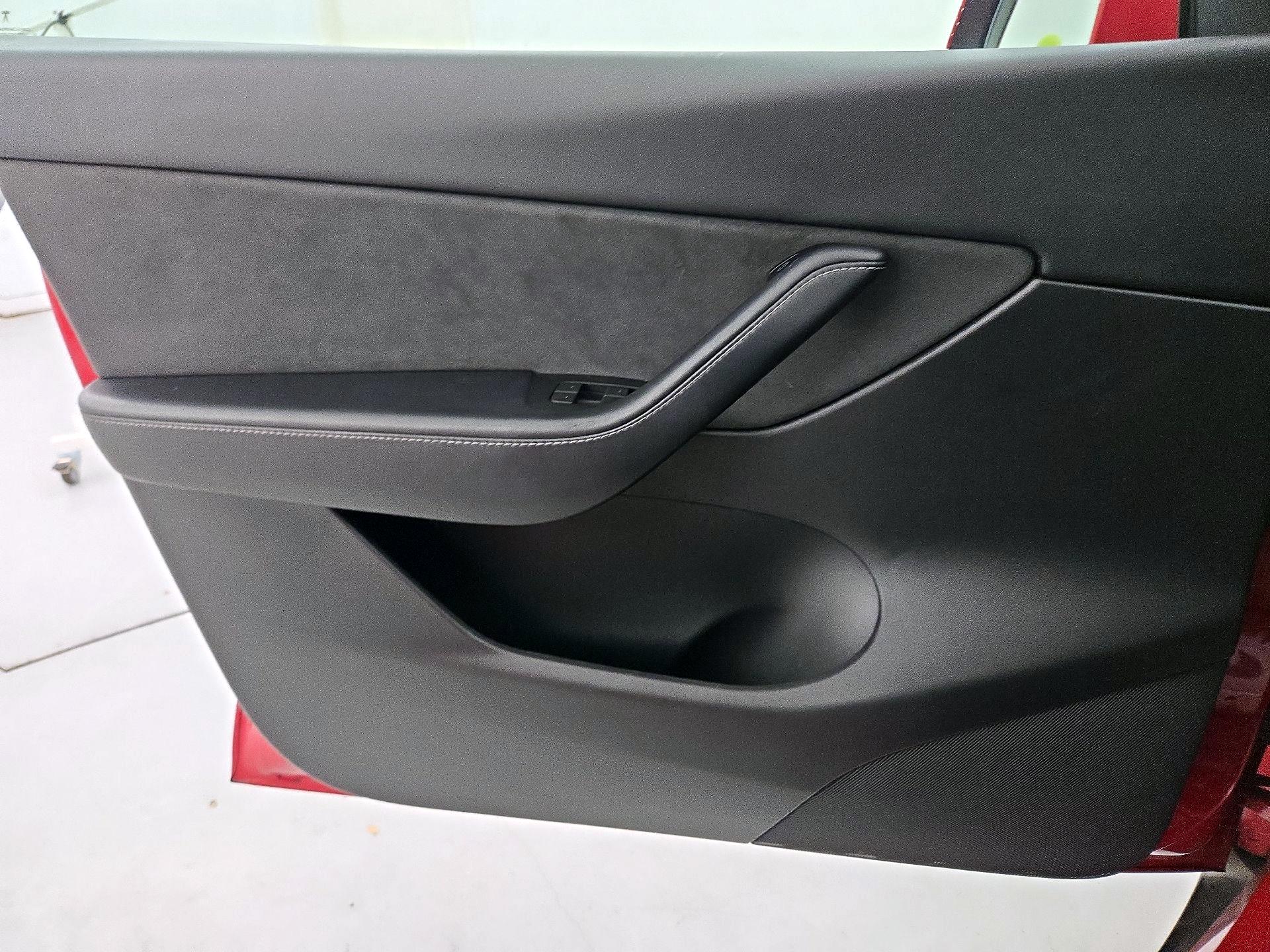 Thumbnail: 2022 Tesla Model Y - 12