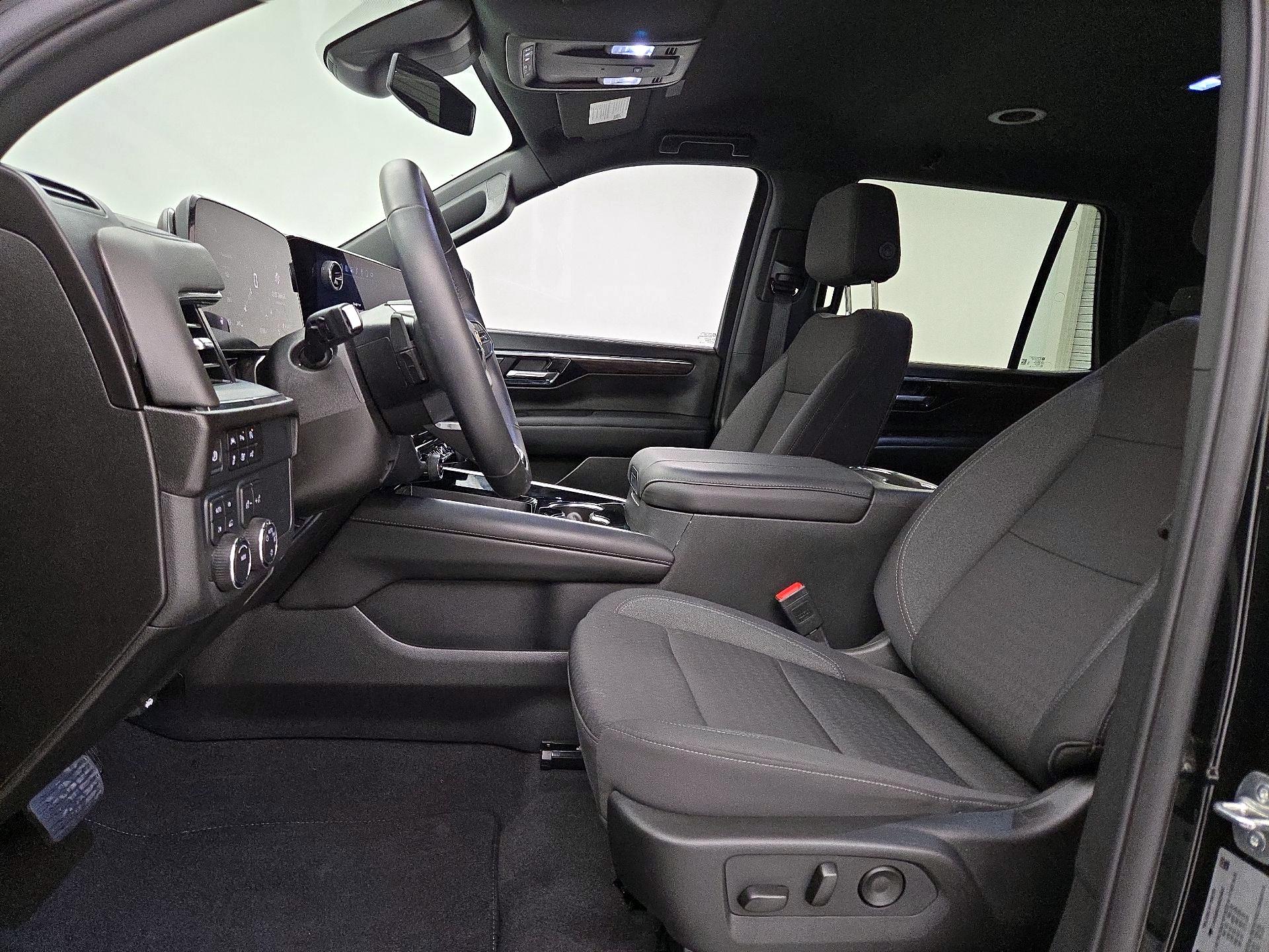 Thumbnail: 2025 Chevrolet Tahoe - 11