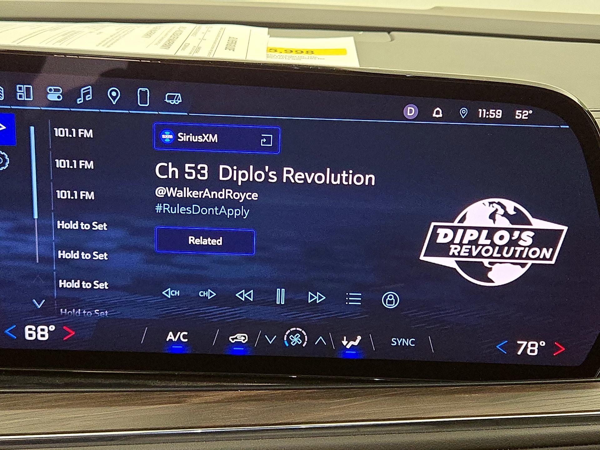 Thumbnail: 2025 Chevrolet Tahoe - 16