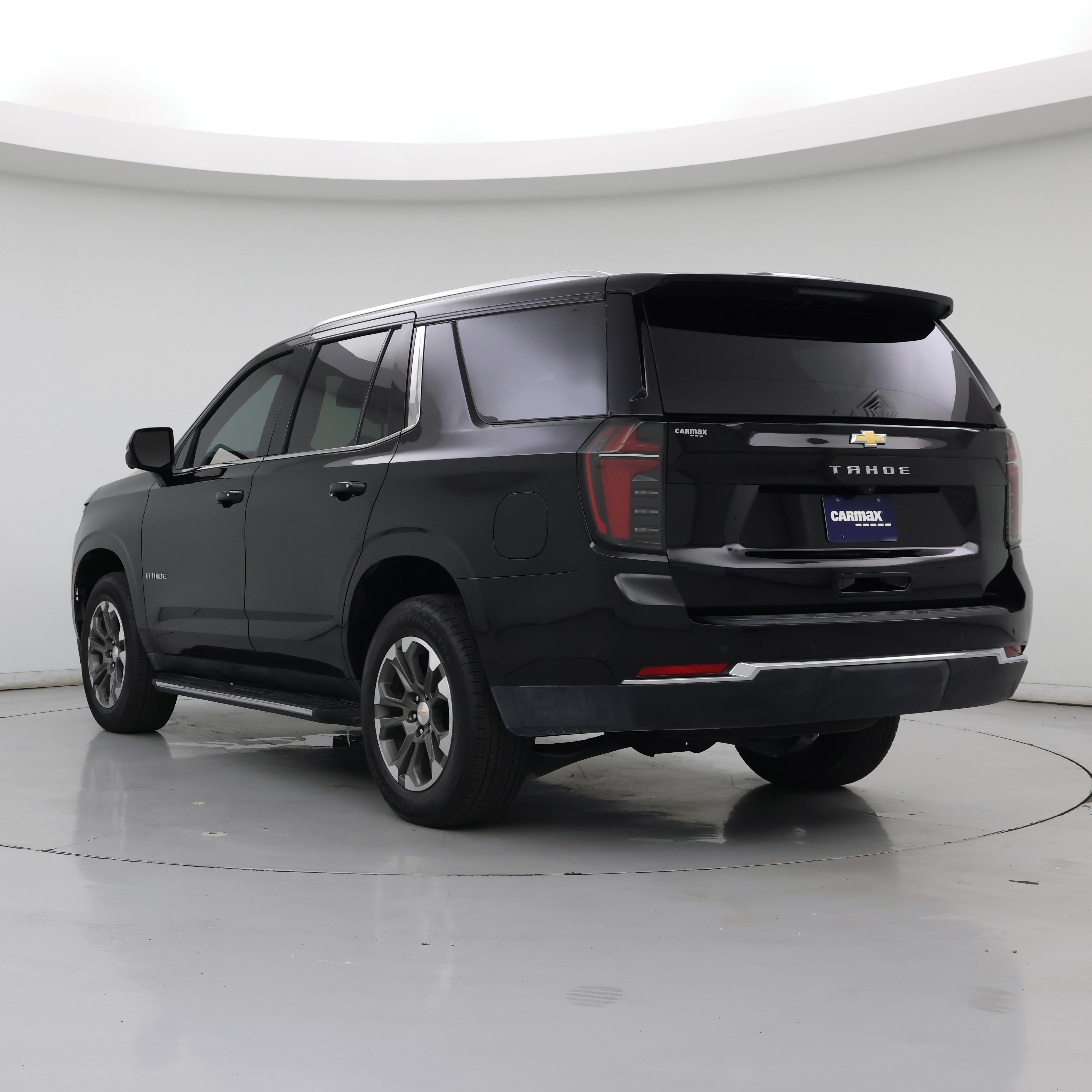 Thumbnail: 2025 Chevrolet Tahoe - 2