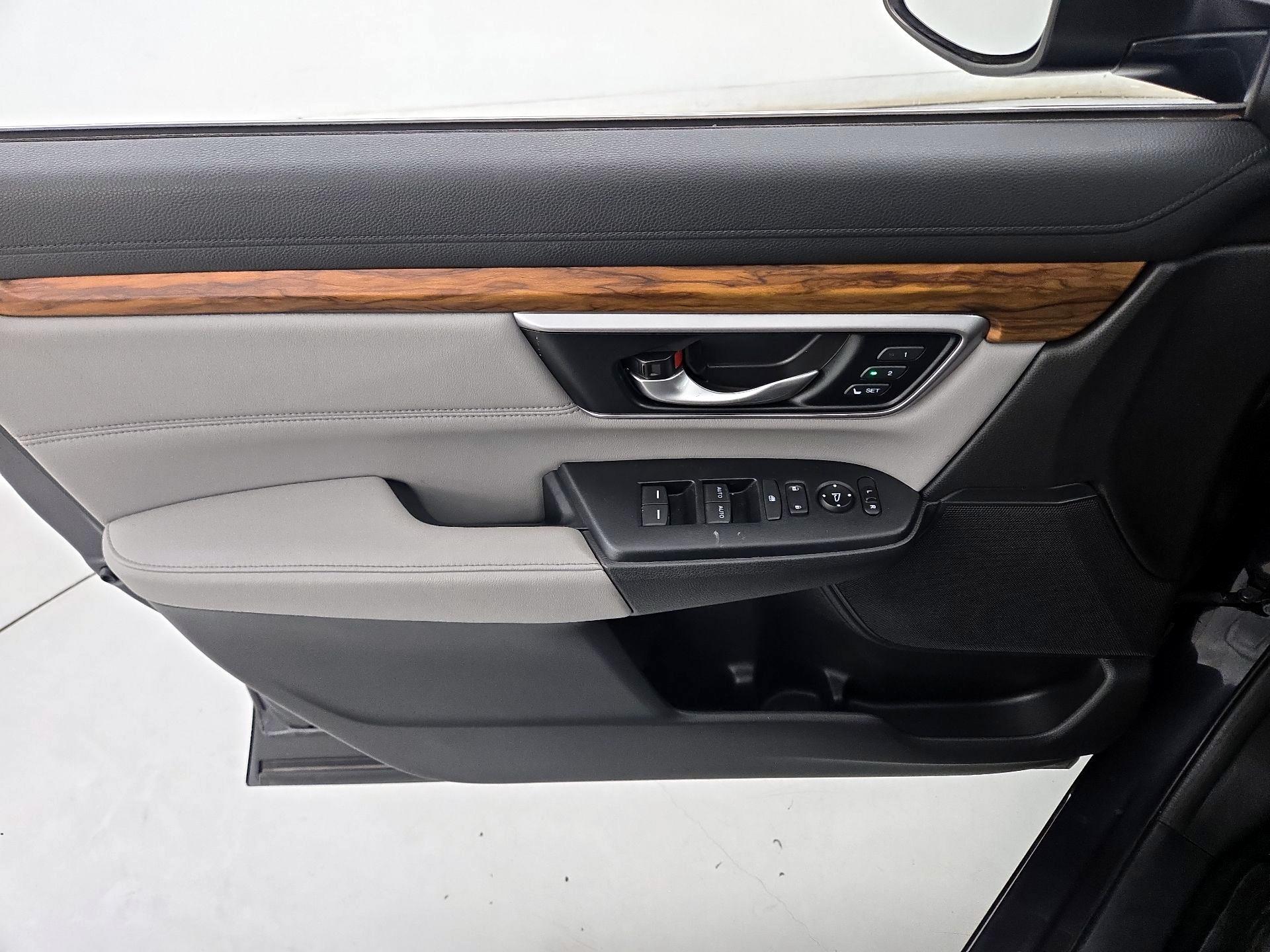 Thumbnail: 2018 Honda CR-V - 12