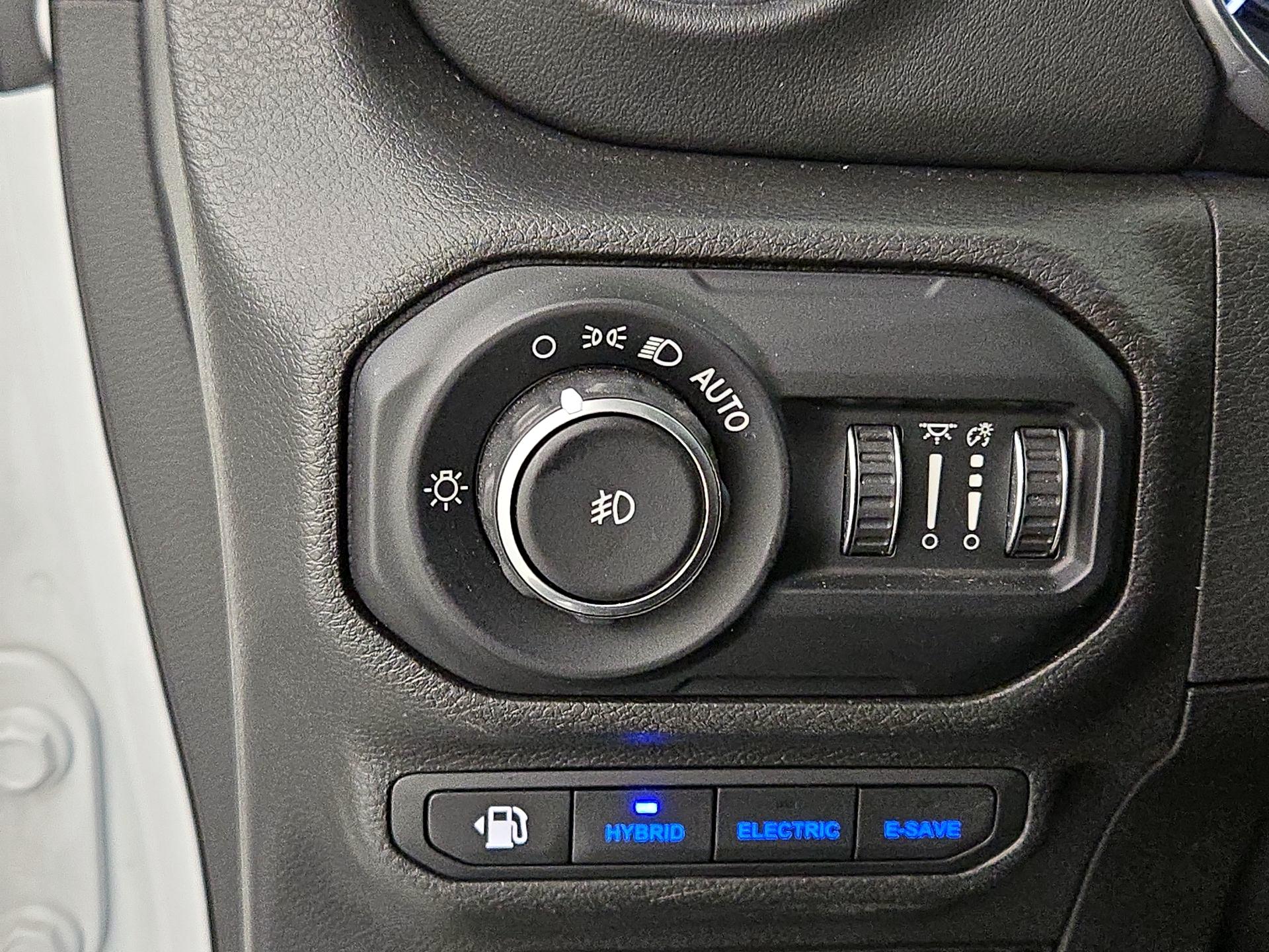 Thumbnail: 2022 Jeep Wrangler - 13