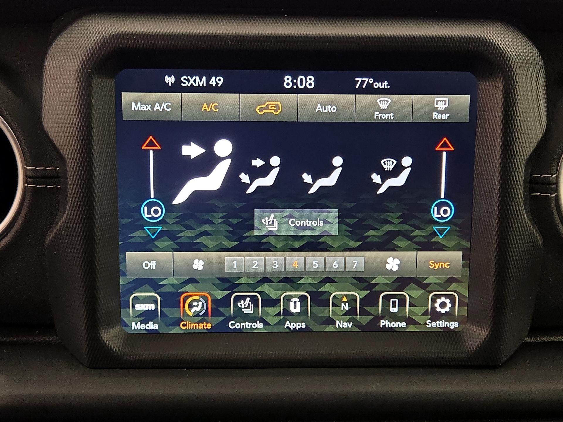 Thumbnail: 2022 Jeep Wrangler - 17