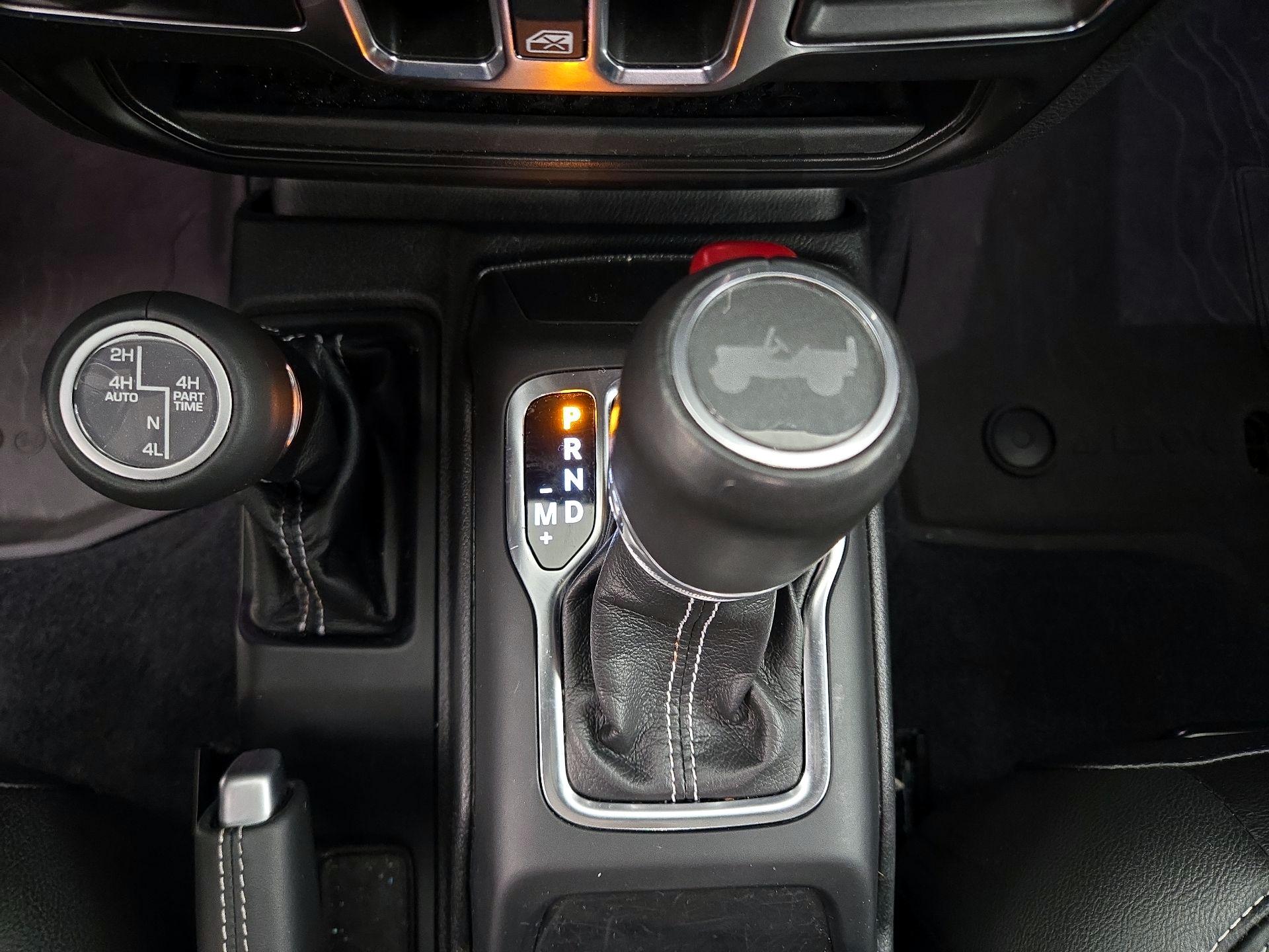 Thumbnail: 2022 Jeep Wrangler - 18