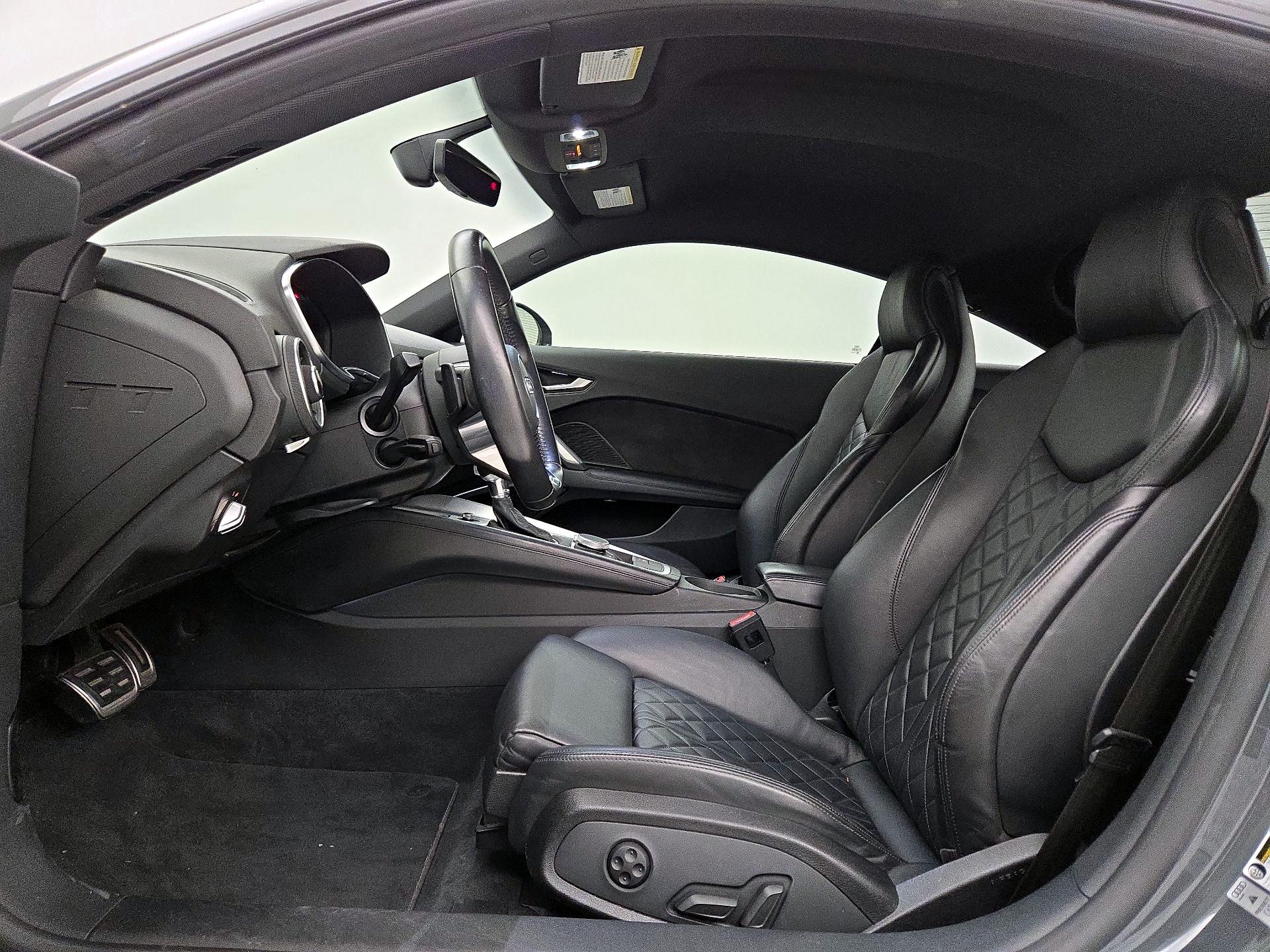 Thumbnail: 2017 Audi TT - 11