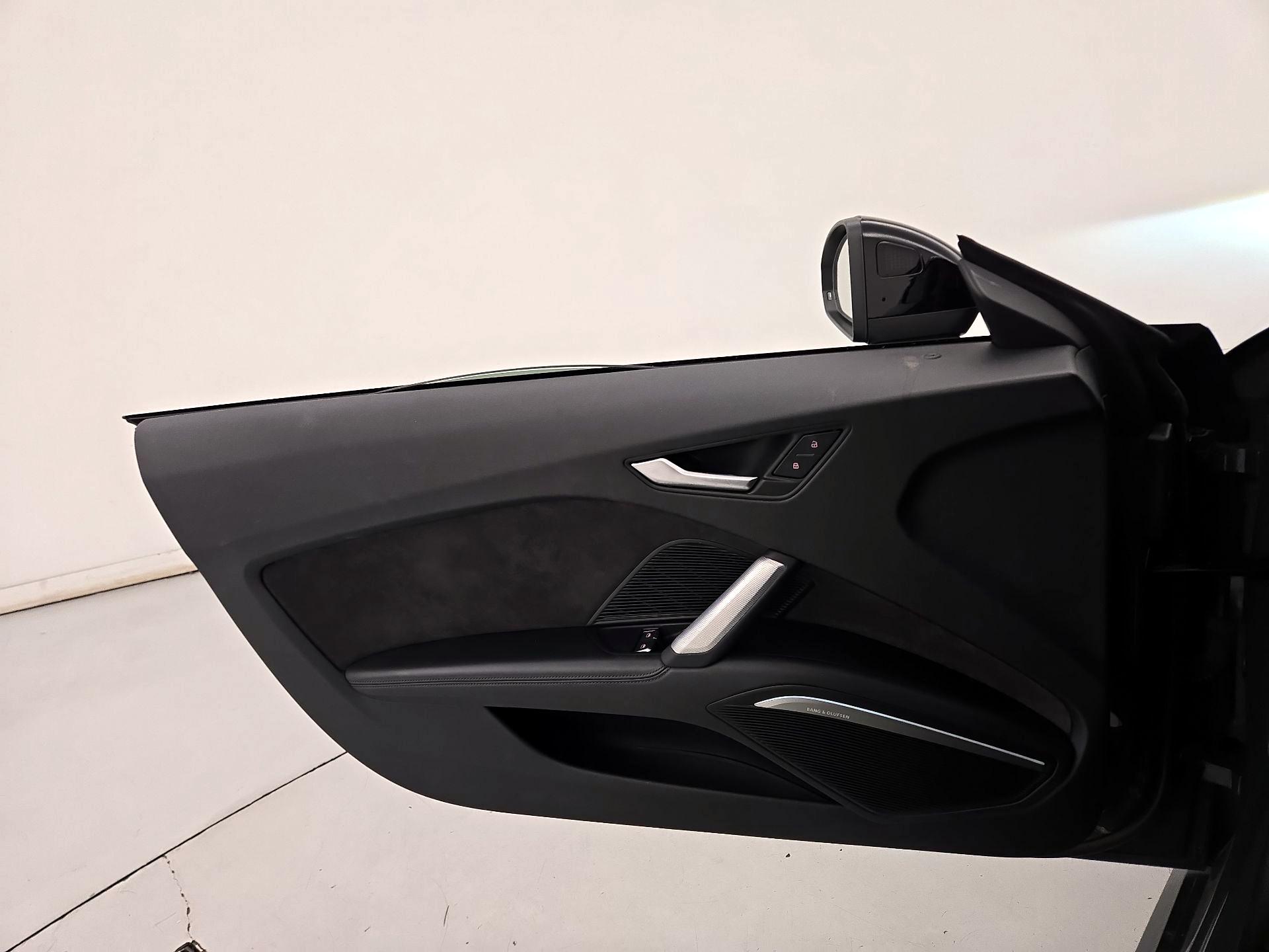 Thumbnail: 2017 Audi TT - 12