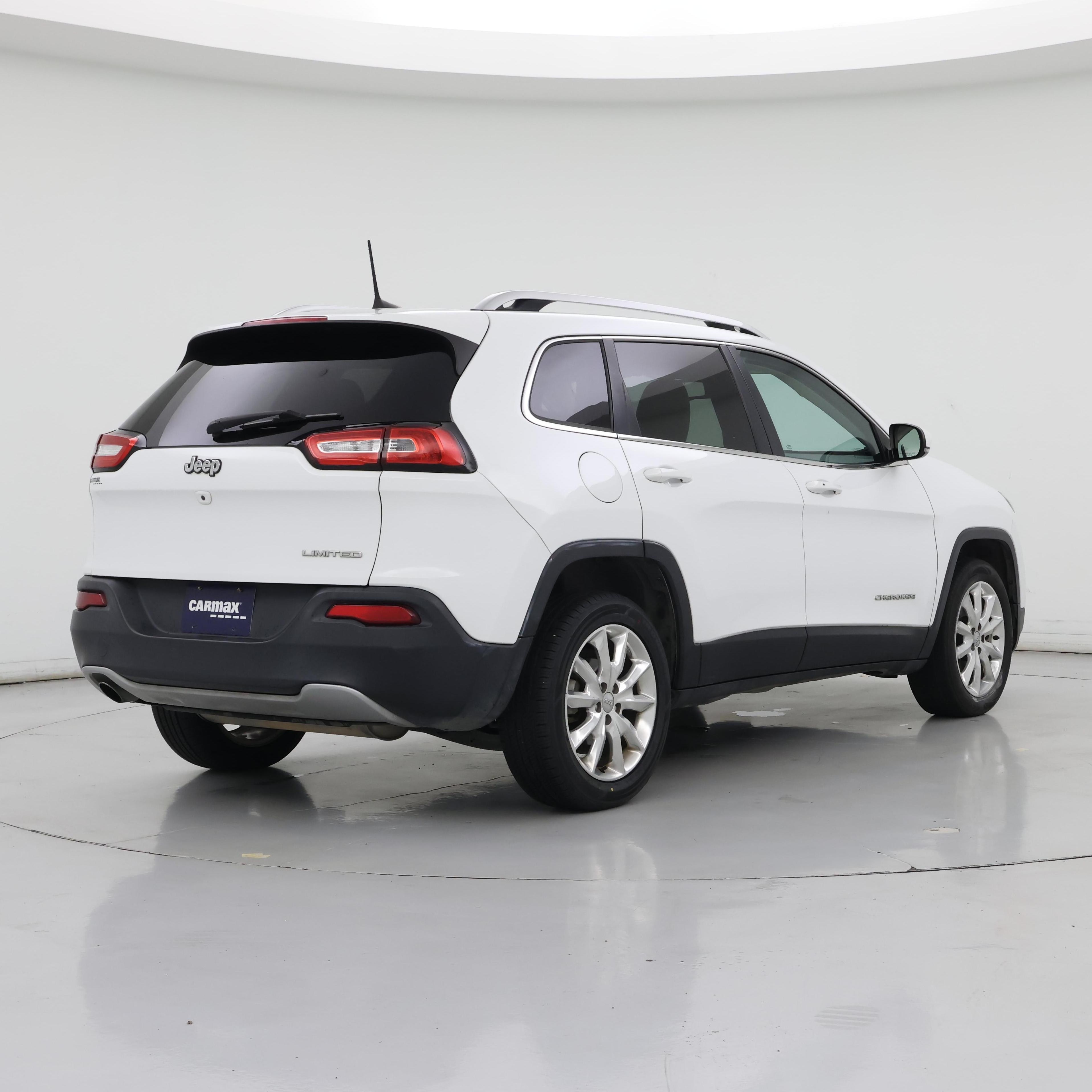 Thumbnail: 2016 Jeep Cherokee - 8