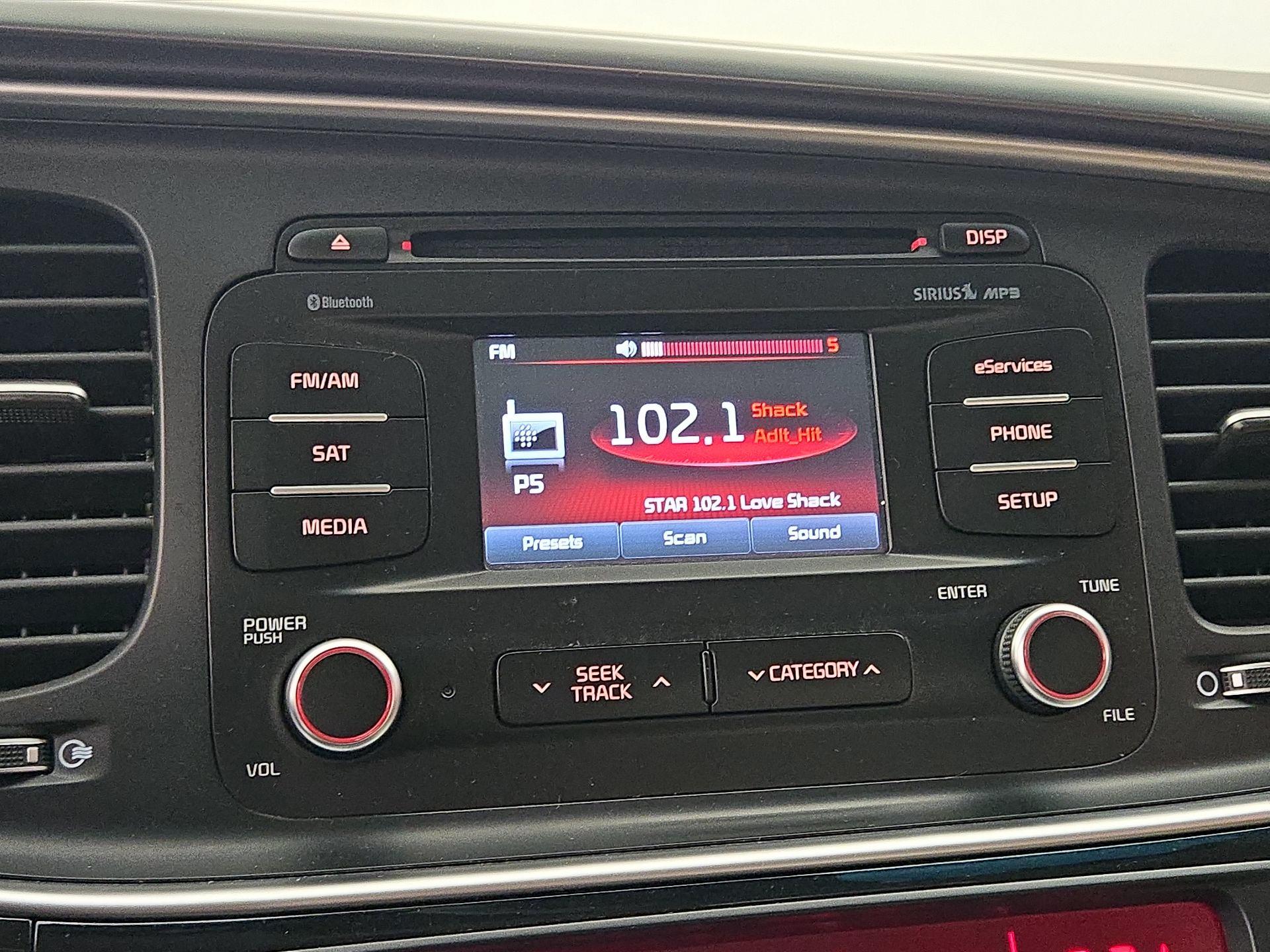 Thumbnail: 2015 Kia Optima - 15