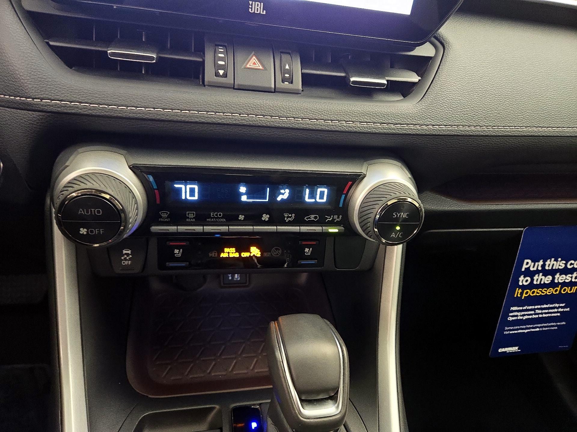 Thumbnail: 2025 Toyota RAV4 - 17