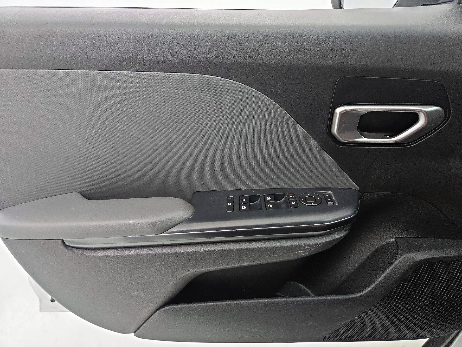 Thumbnail: 2025 Kia K4 - 12