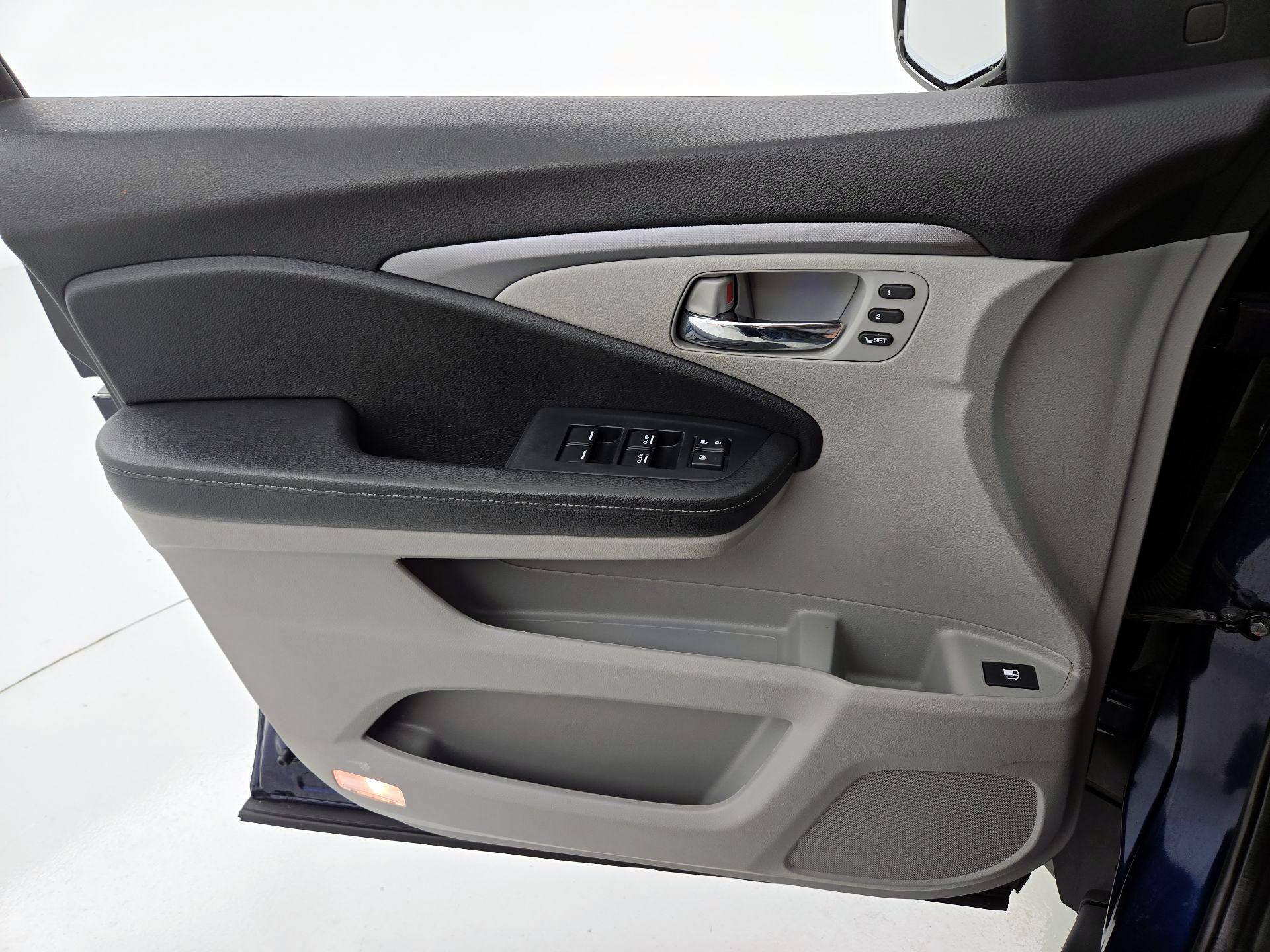 Thumbnail: 2023 Honda Ridgeline - 12