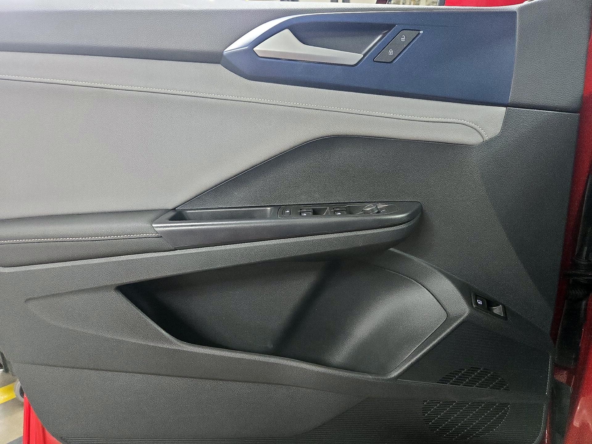 Thumbnail: 2024 Volkswagen Taos - 12