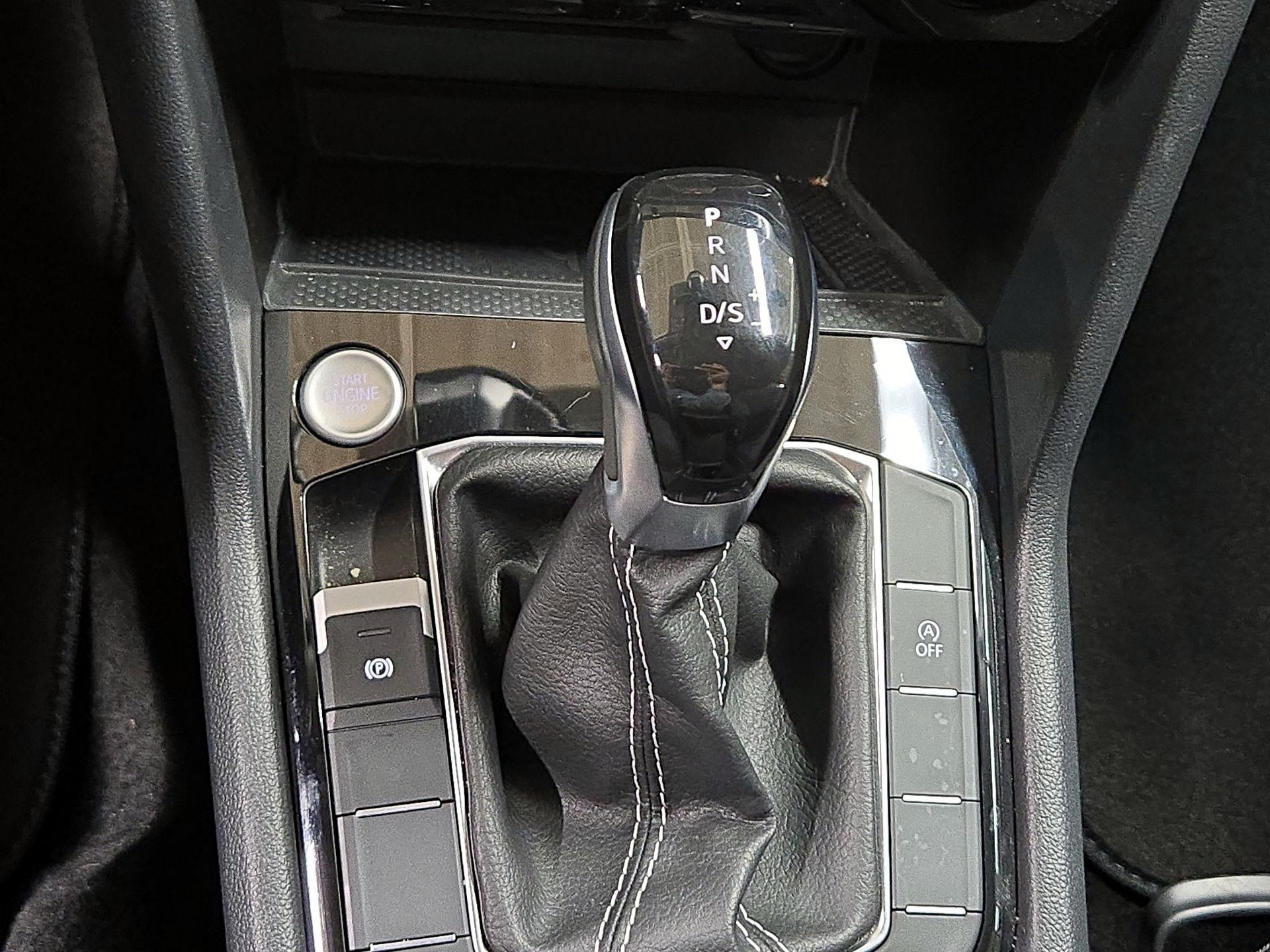 Thumbnail: 2024 Volkswagen Taos - 17