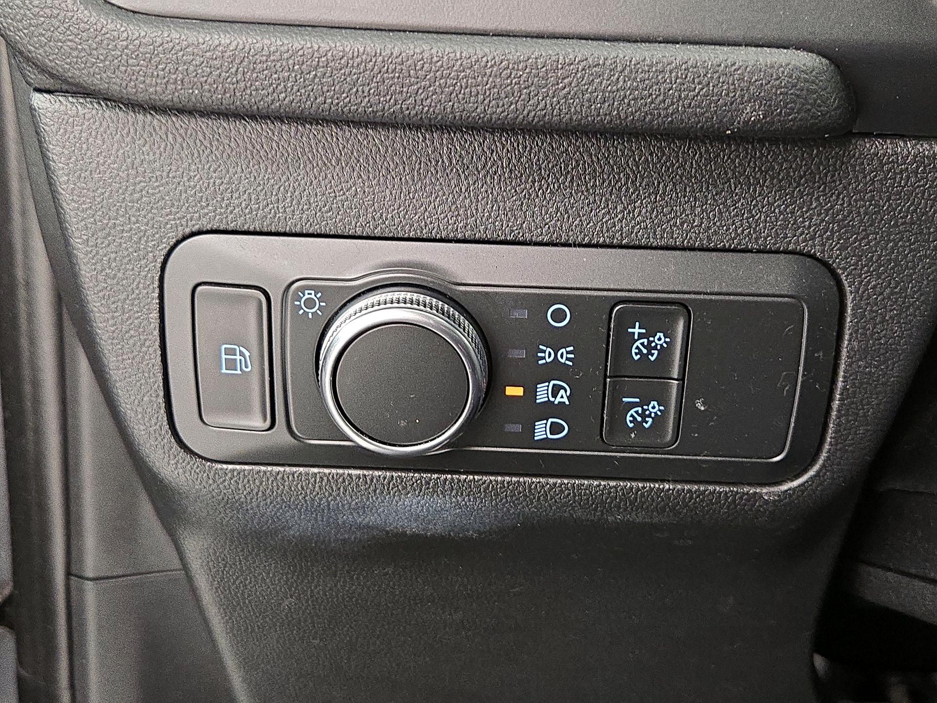 Thumbnail: 2022 Ford Escape - 13