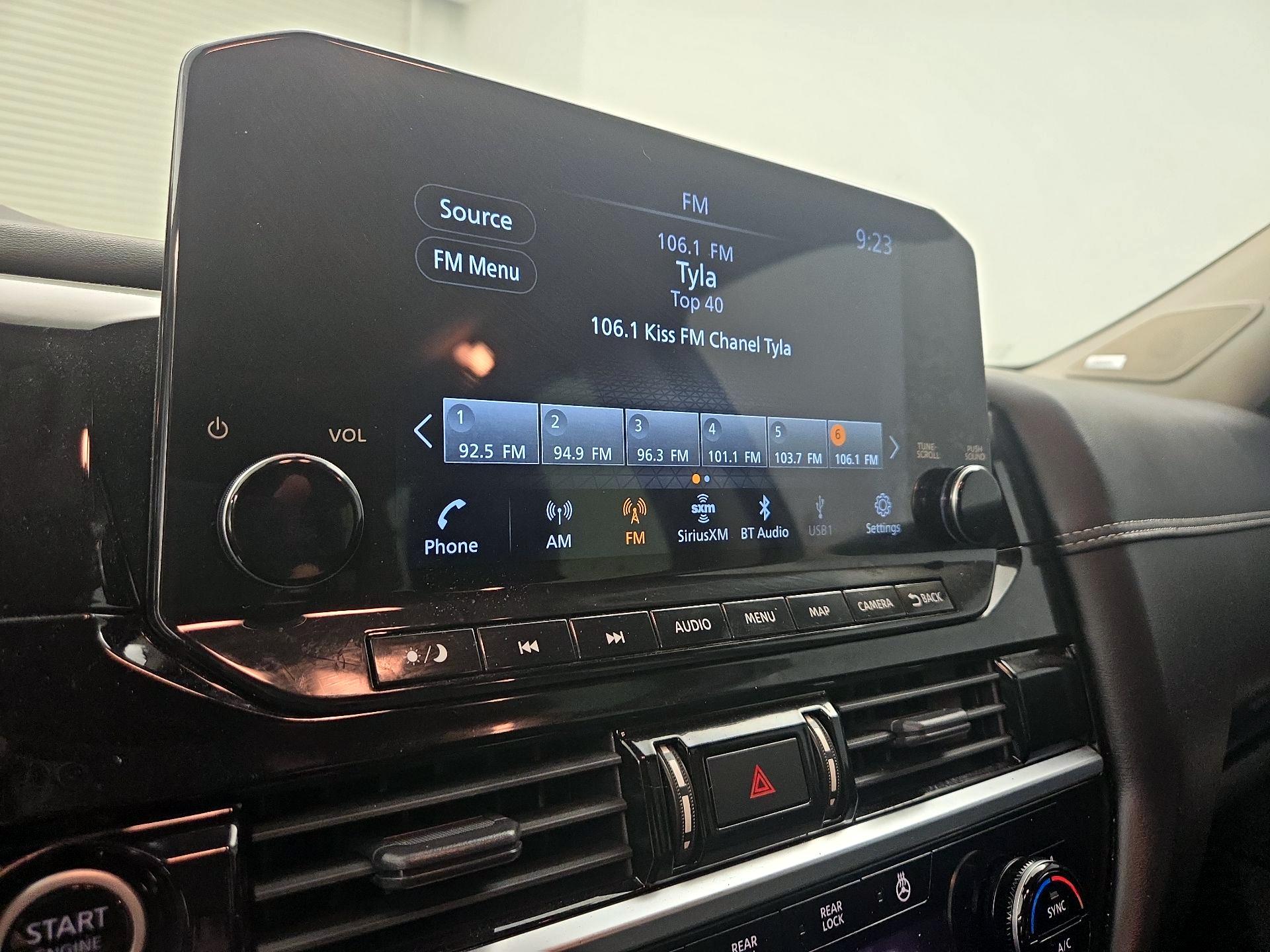 Thumbnail: 2023 Nissan Pathfinder - 15