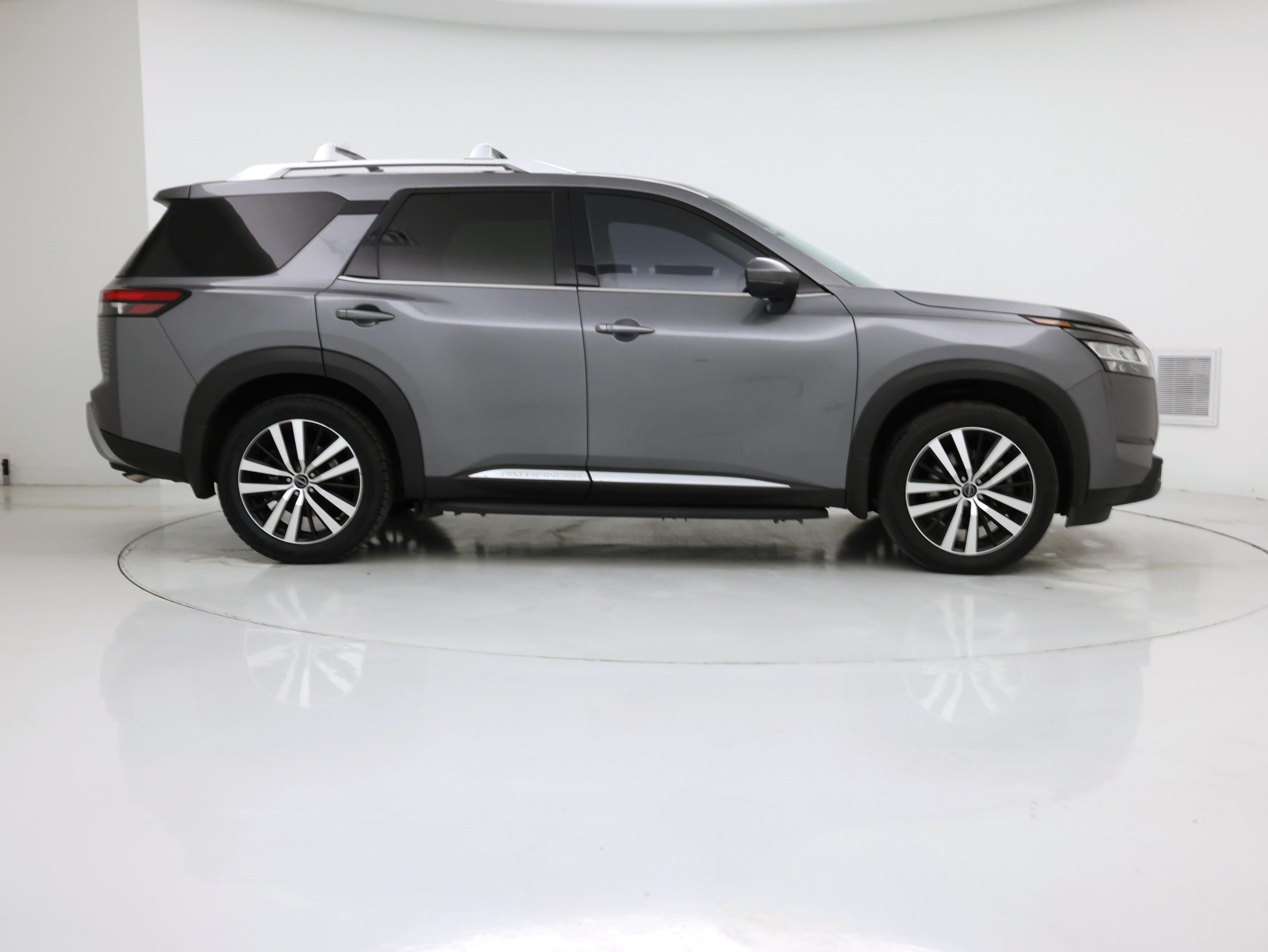 Thumbnail: 2023 Nissan Pathfinder - 7