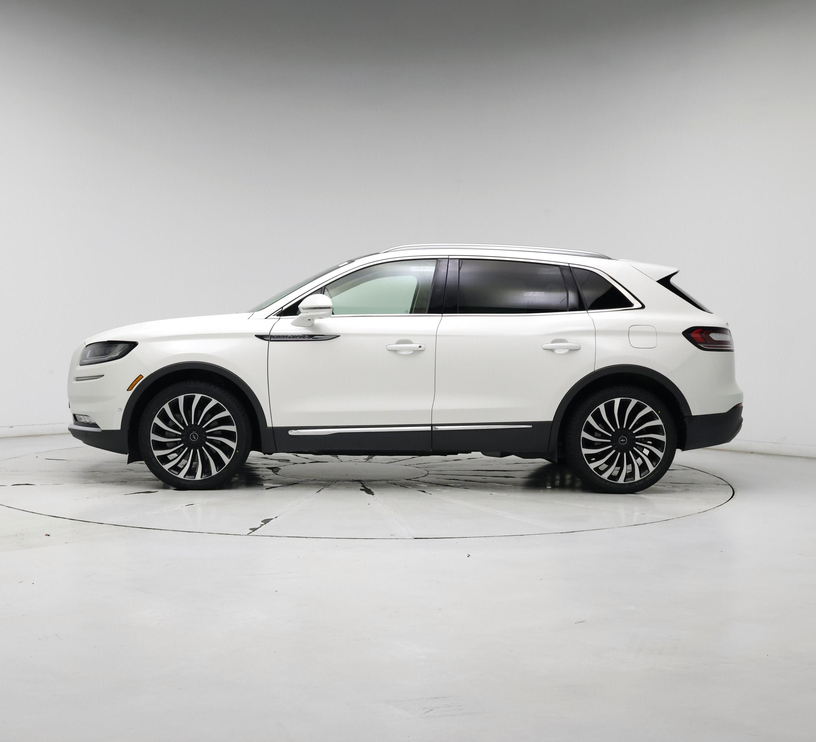 Thumbnail: 2022 Lincoln Nautilus - 3