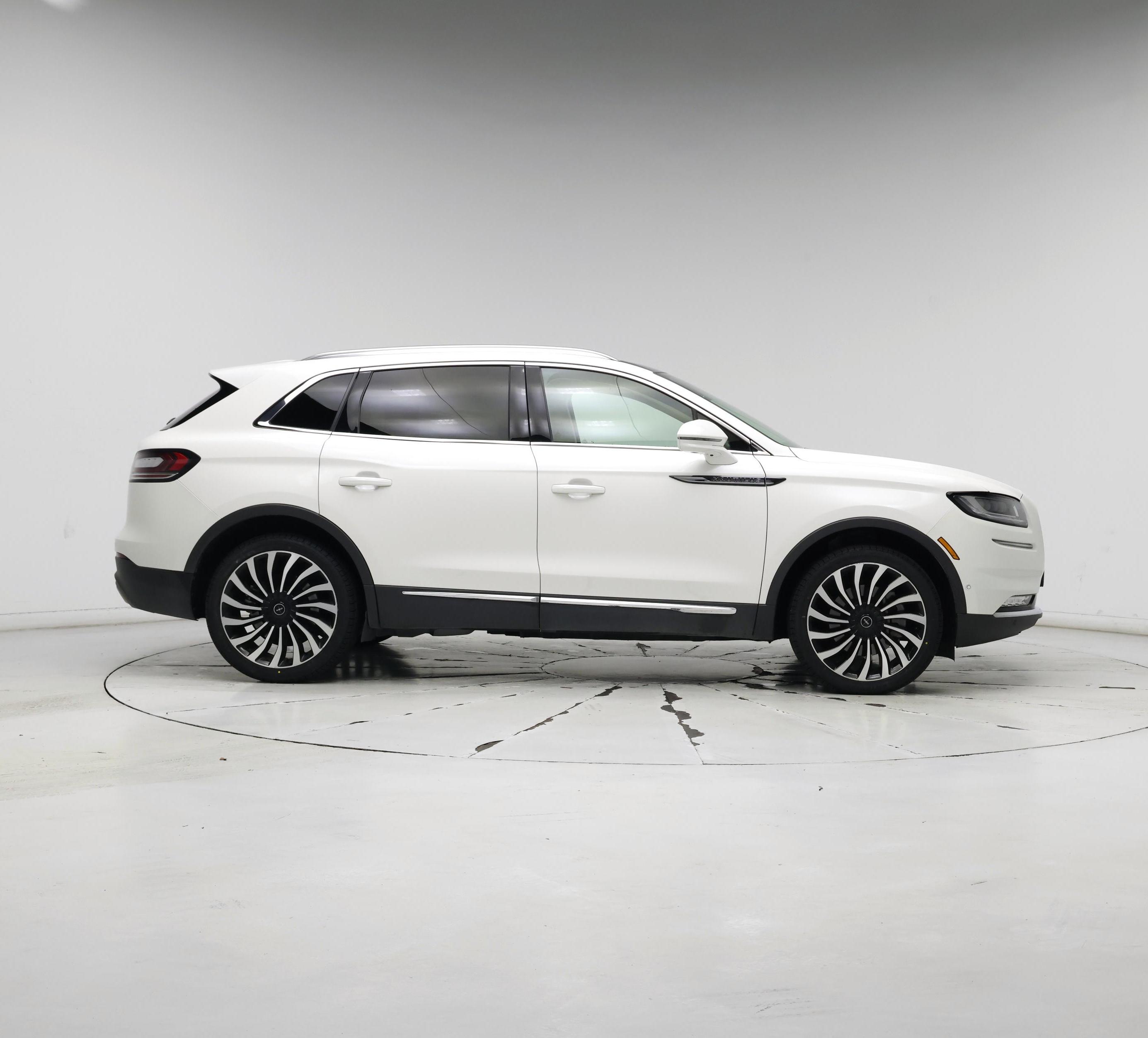 Thumbnail: 2022 Lincoln Nautilus - 7