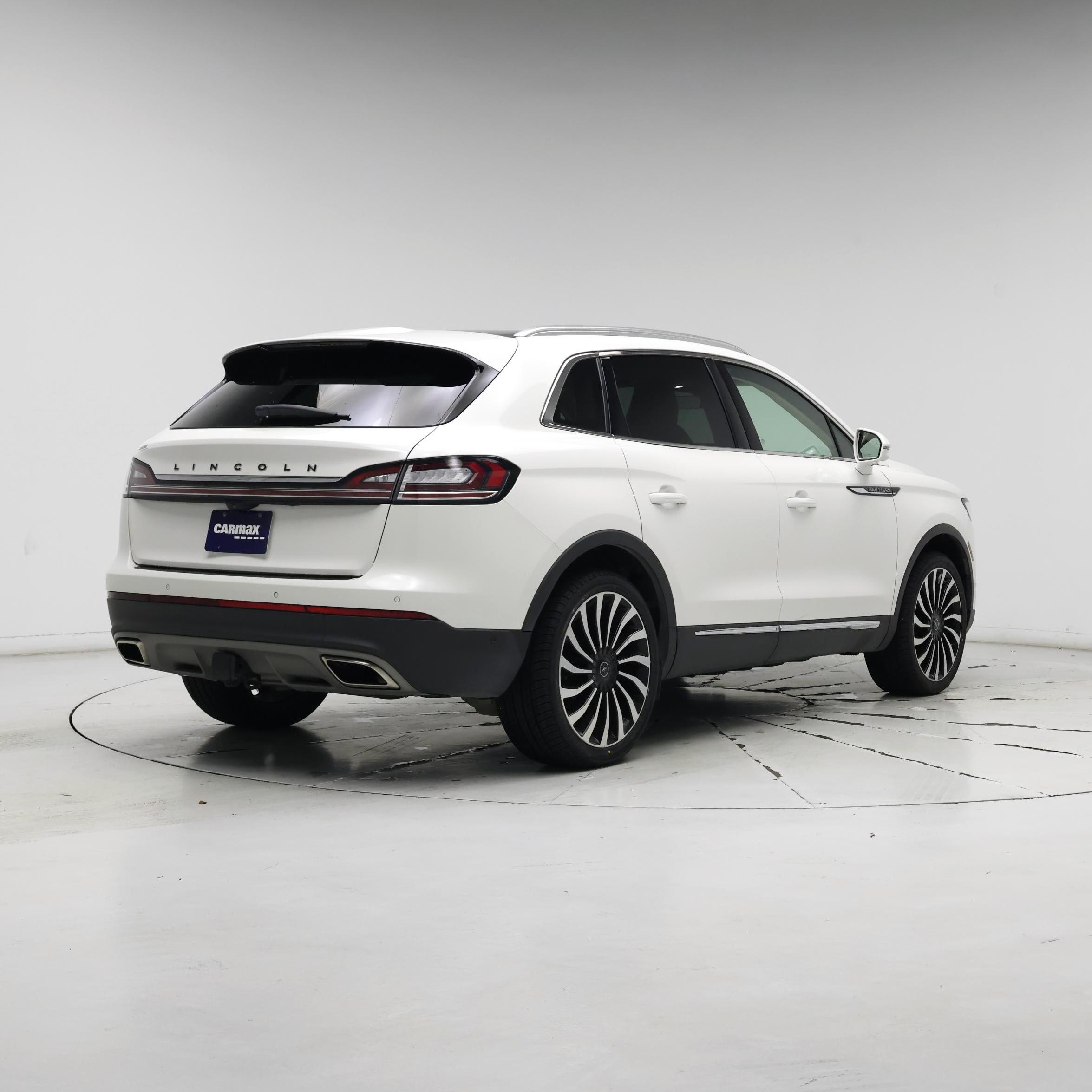 Thumbnail: 2022 Lincoln Nautilus - 8