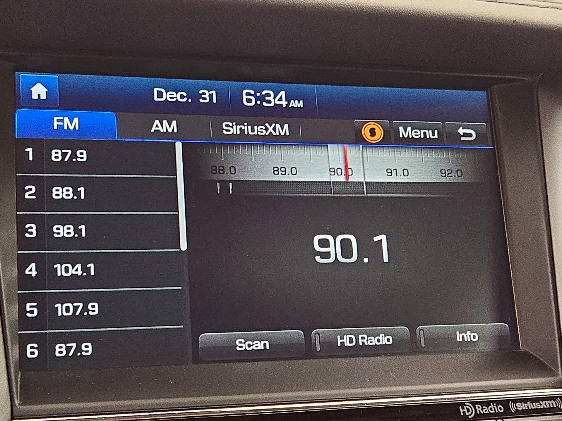 Thumbnail: 2016 Hyundai Tucson - 16