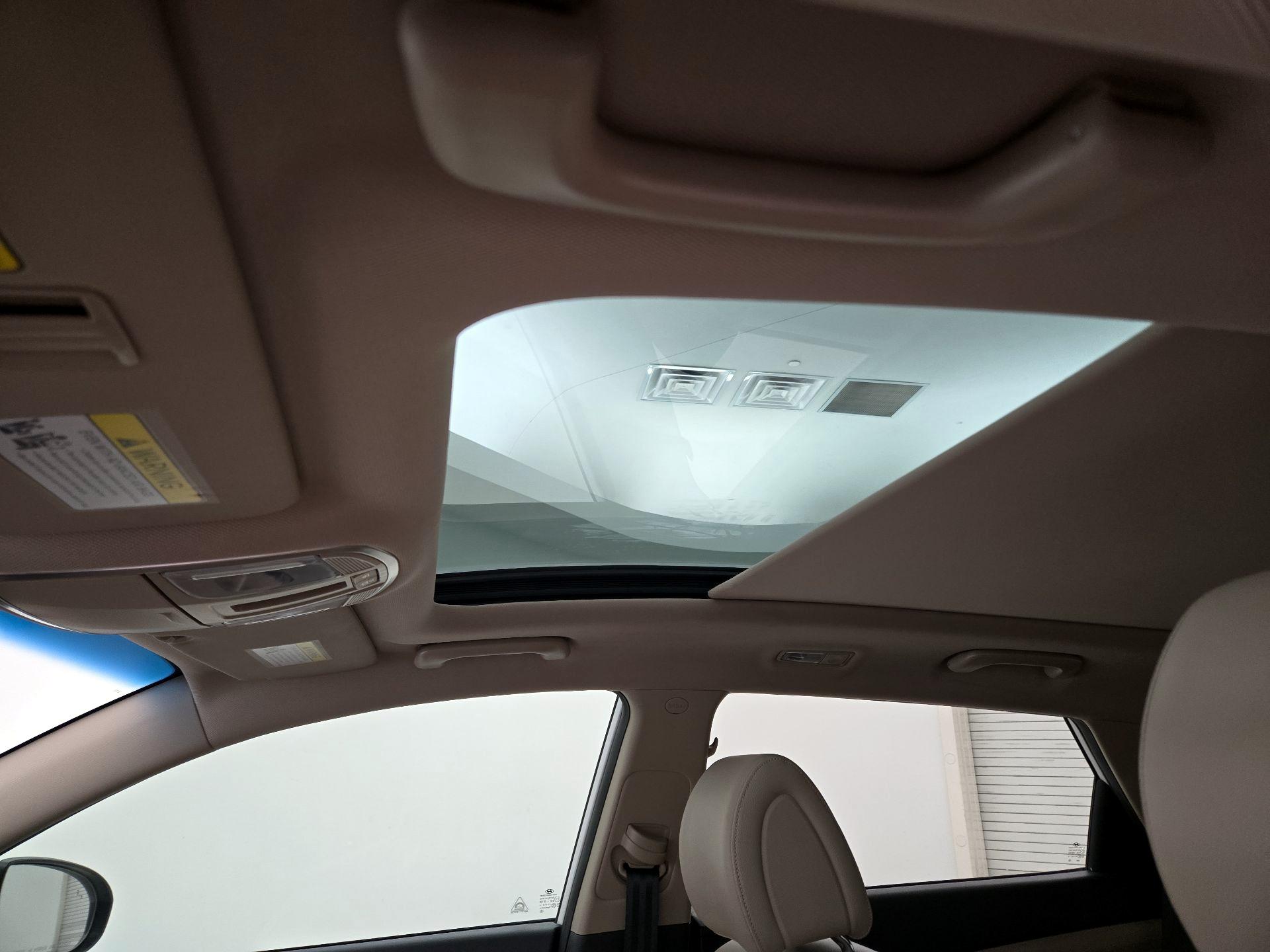 Thumbnail: 2016 Hyundai Tucson - 20