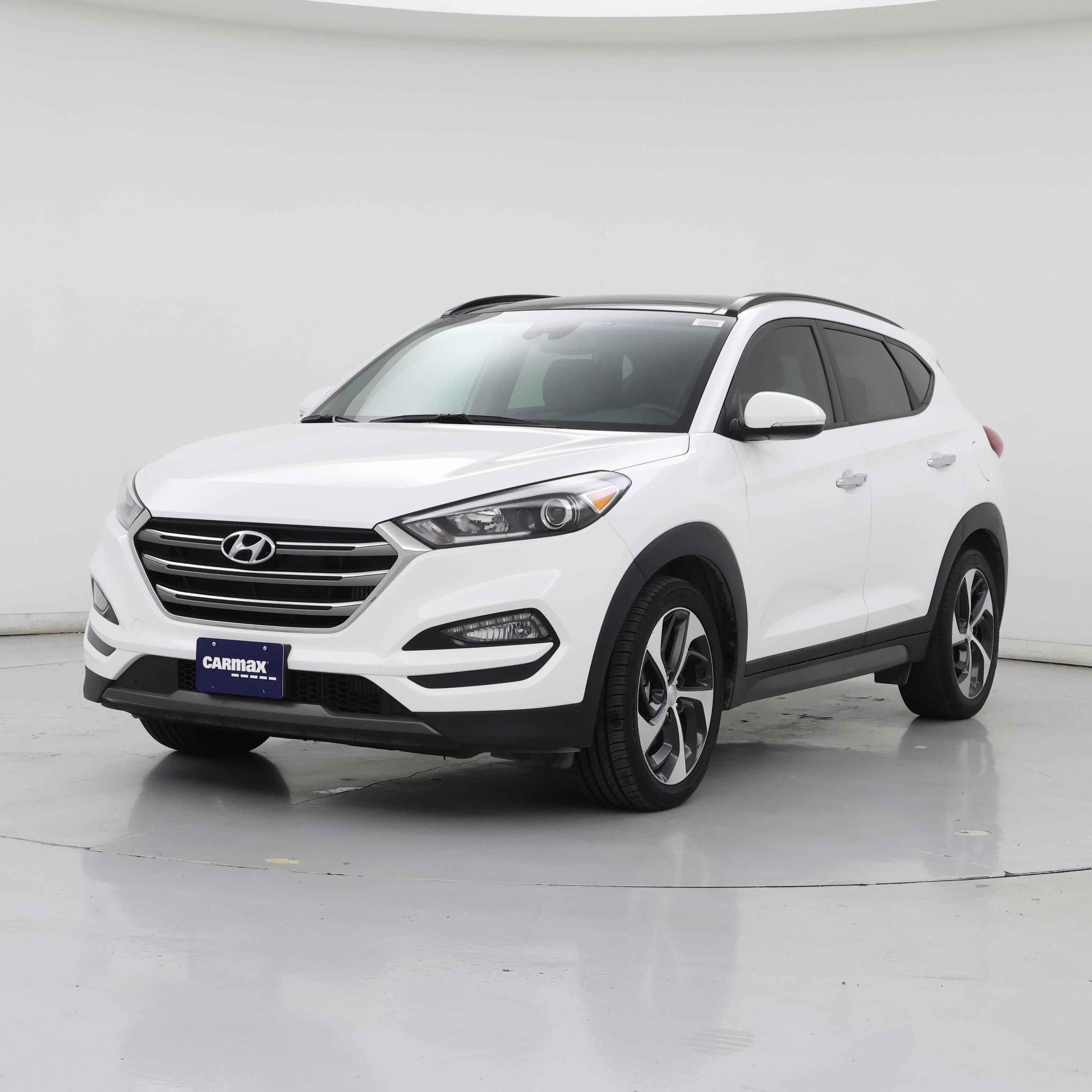 Thumbnail: 2016 Hyundai Tucson - 4