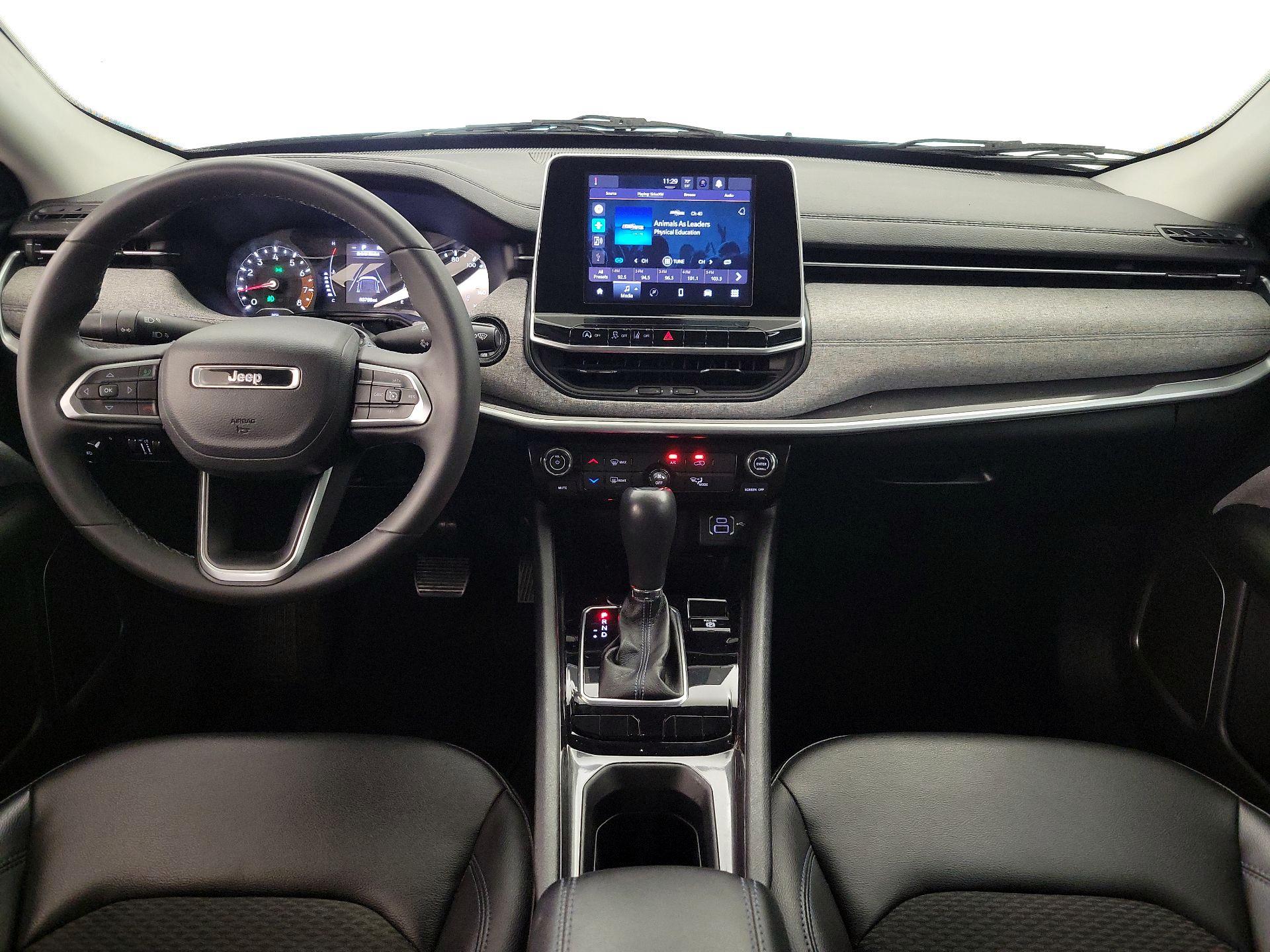 Thumbnail: 2022 Jeep Compass - 9