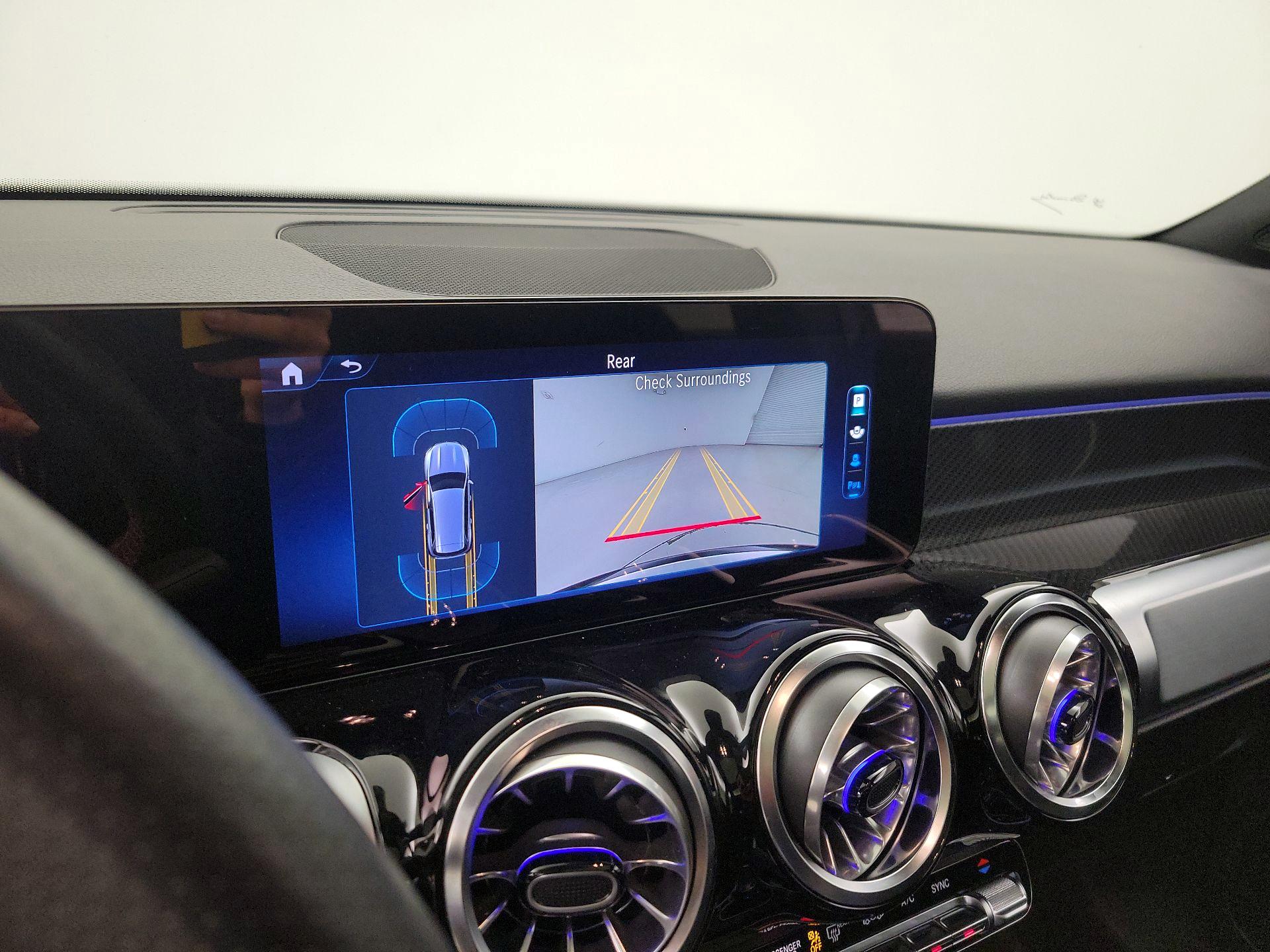 Thumbnail: 2024 Mercedes-Benz GLB - 14