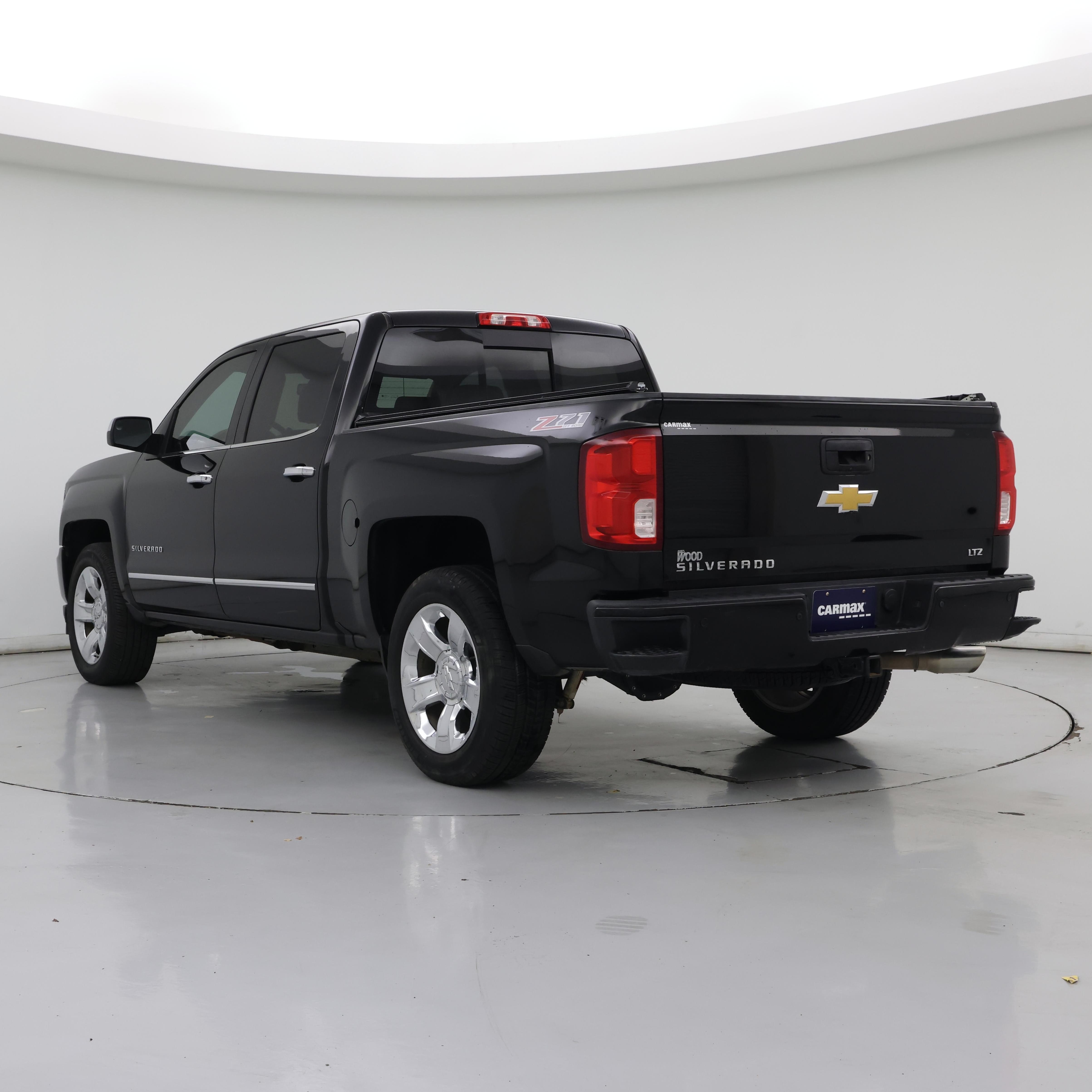 Thumbnail: 2017 Chevrolet Silverado 1500 - 2