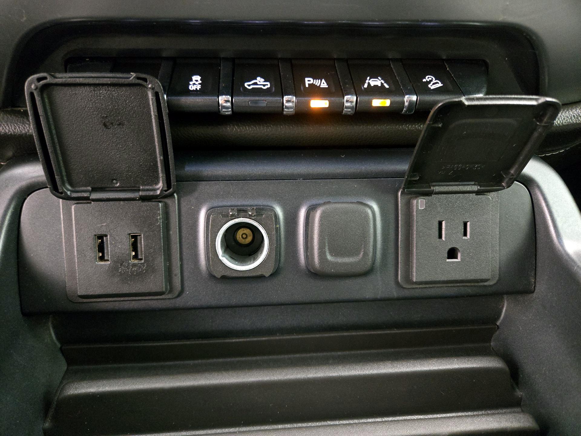 Thumbnail: 2017 Chevrolet Silverado 1500 - 19