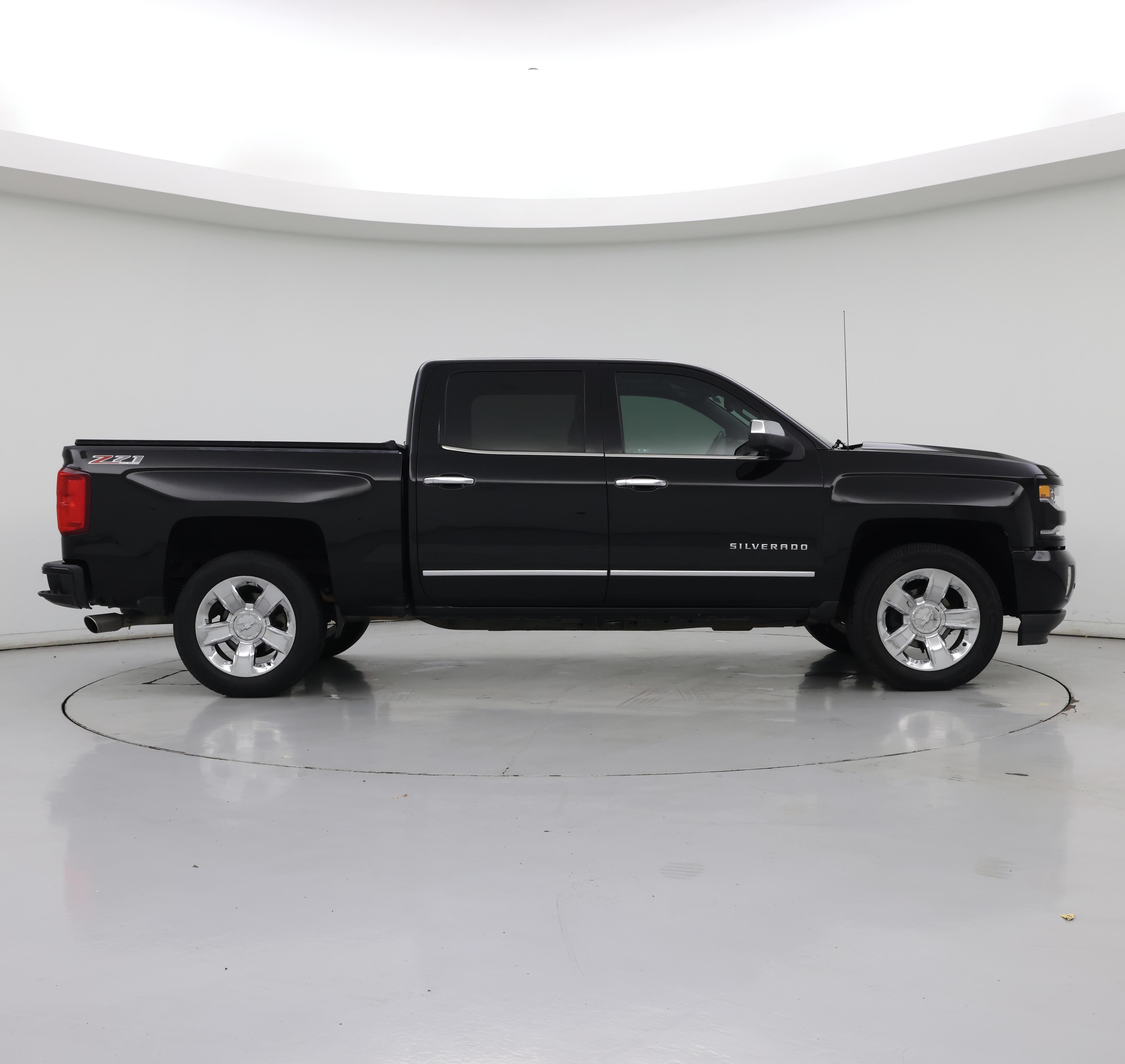 Thumbnail: 2017 Chevrolet Silverado 1500 - 7