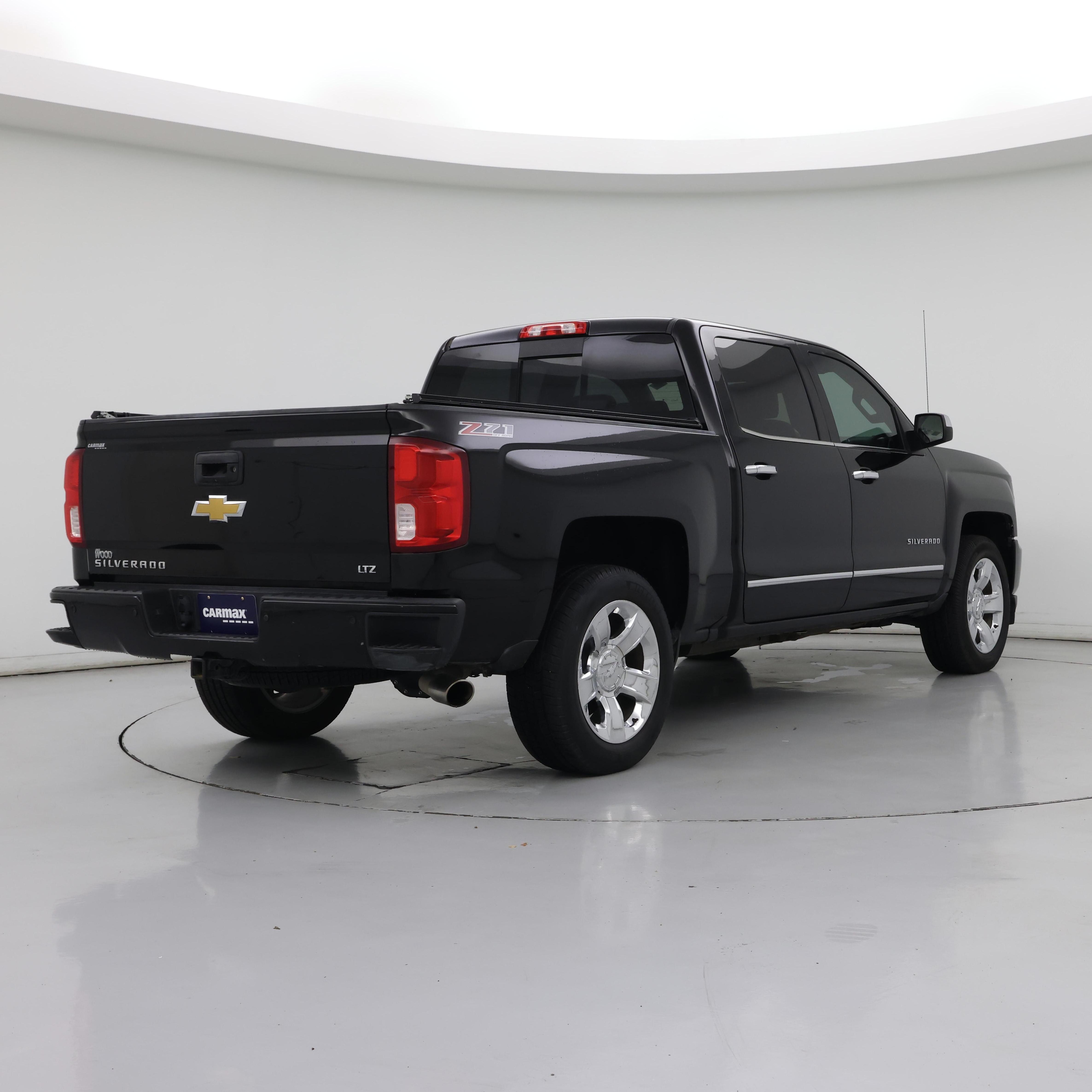 Thumbnail: 2017 Chevrolet Silverado 1500 - 8