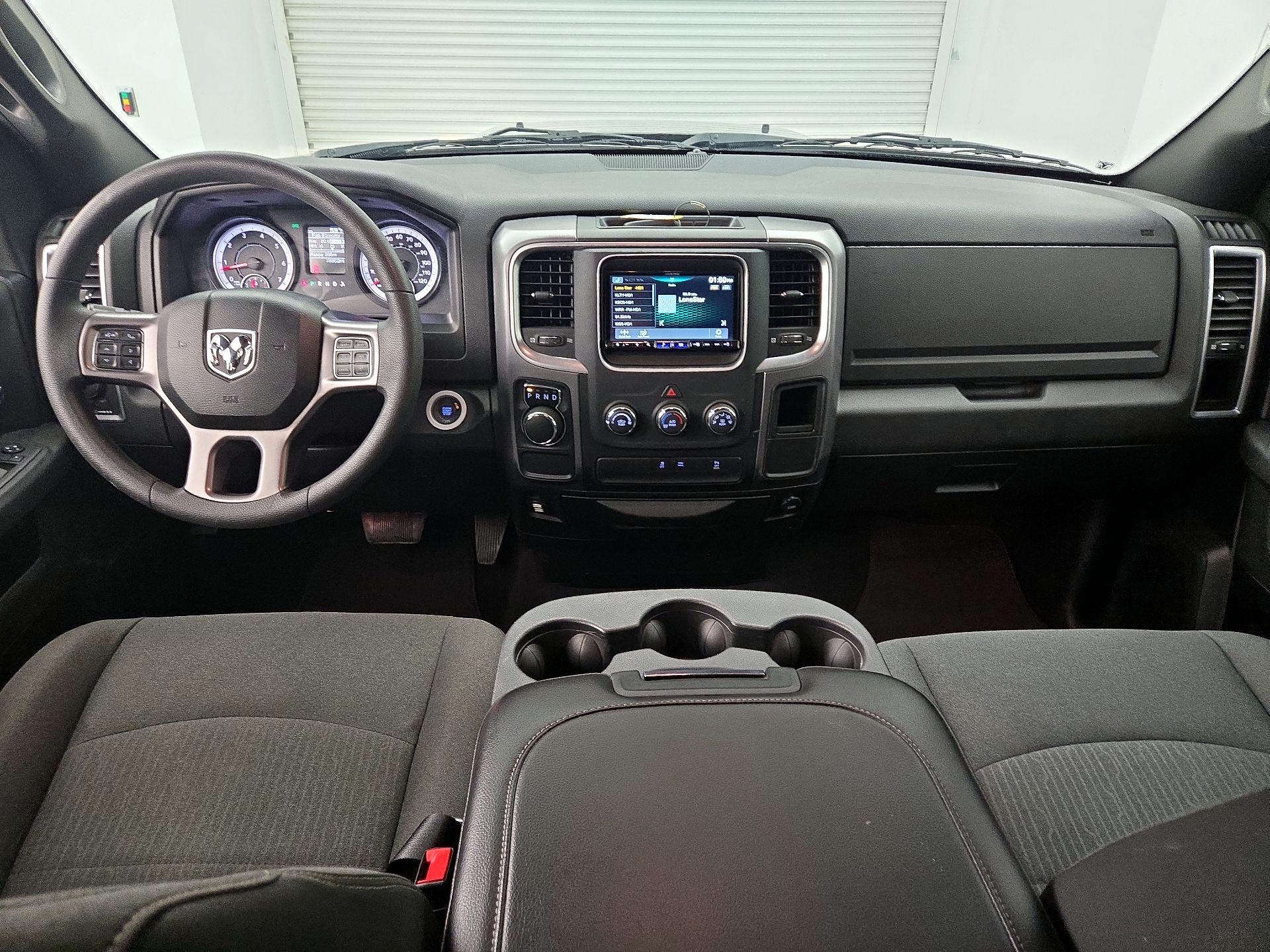 Thumbnail: 2022 RAM 1500 Classic - 9