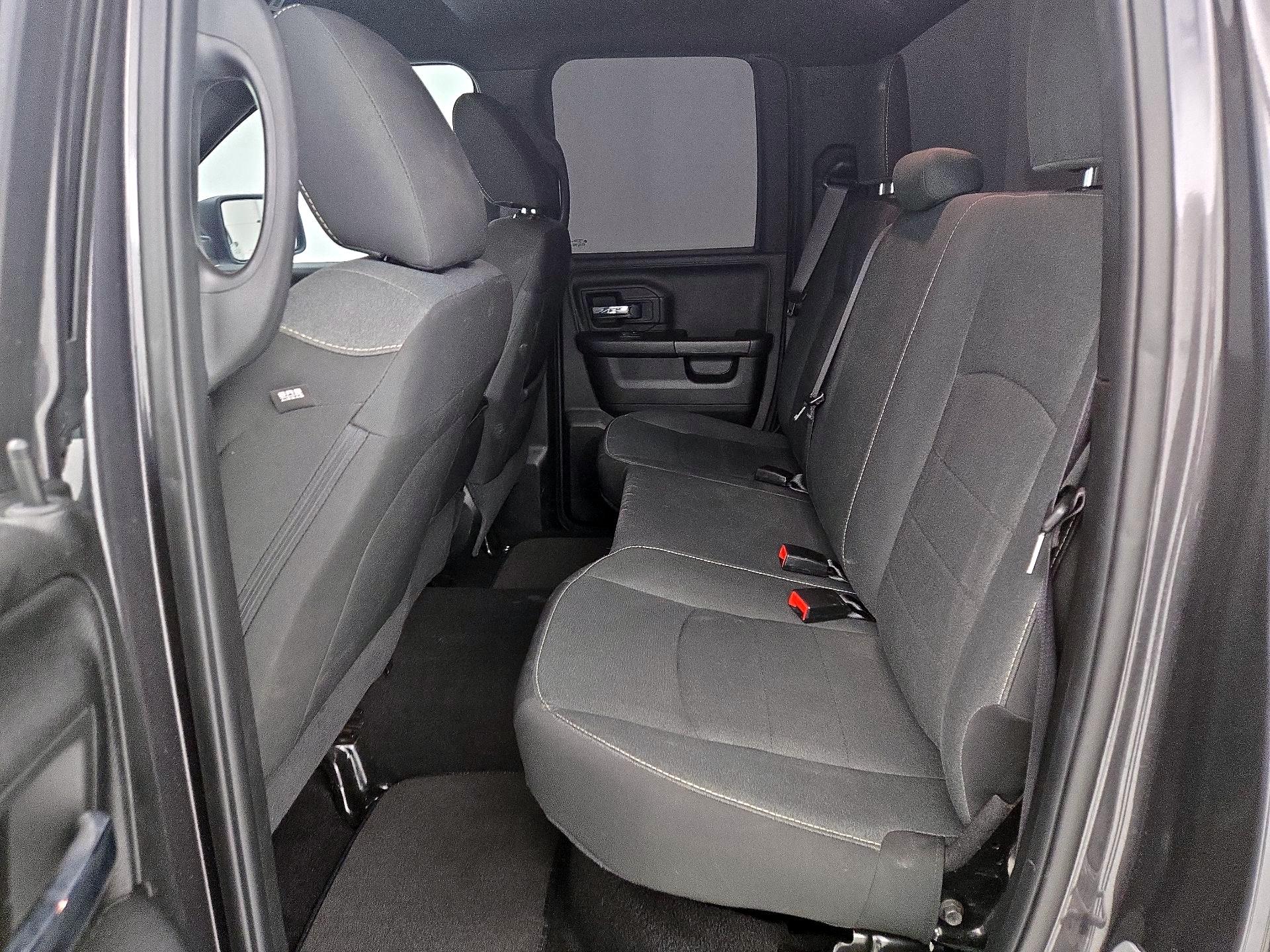 Thumbnail: 2022 RAM 1500 Classic - 18