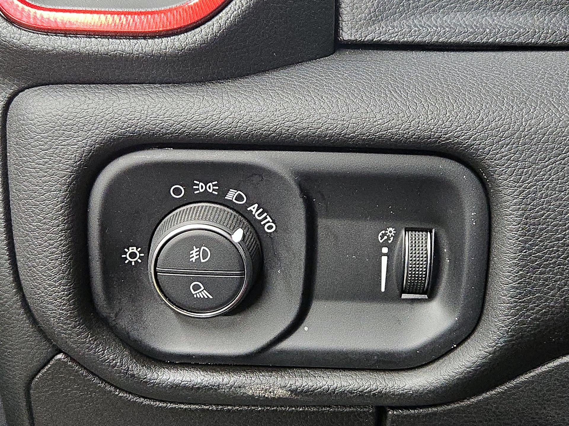 Thumbnail: 2023 RAM 1500 - 13