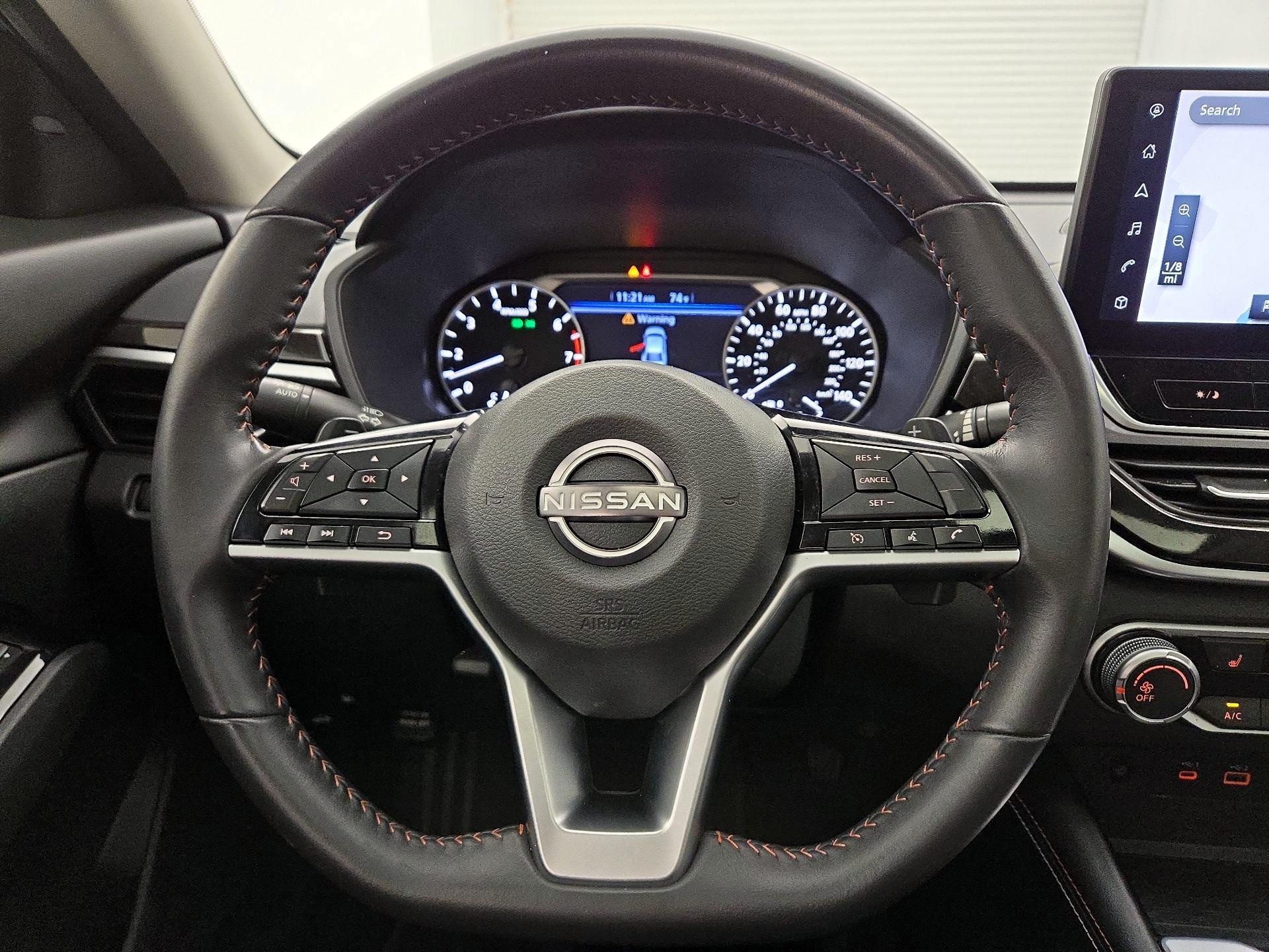 Thumbnail: 2023 Nissan Altima - 10