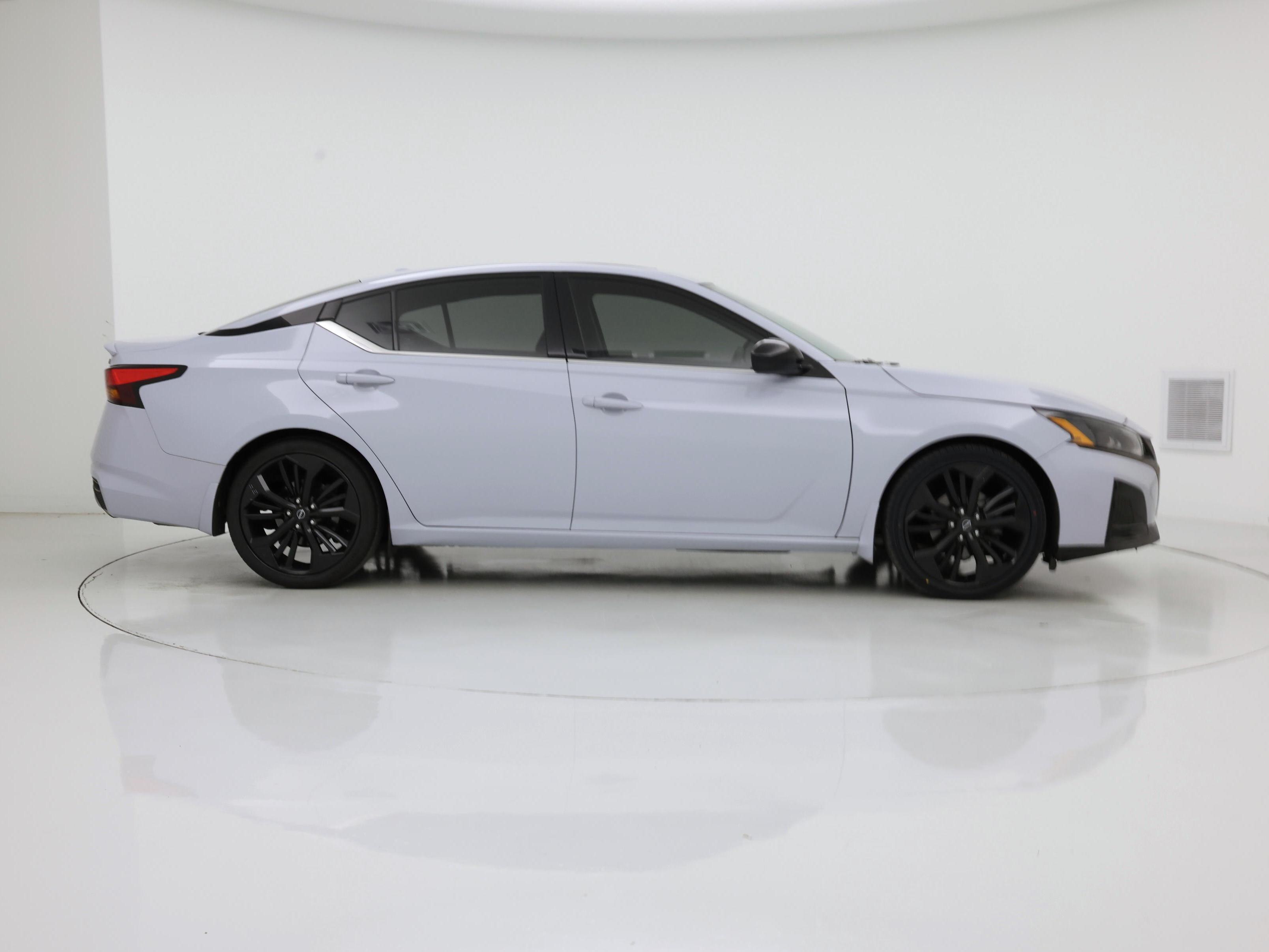 Thumbnail: 2023 Nissan Altima - 7