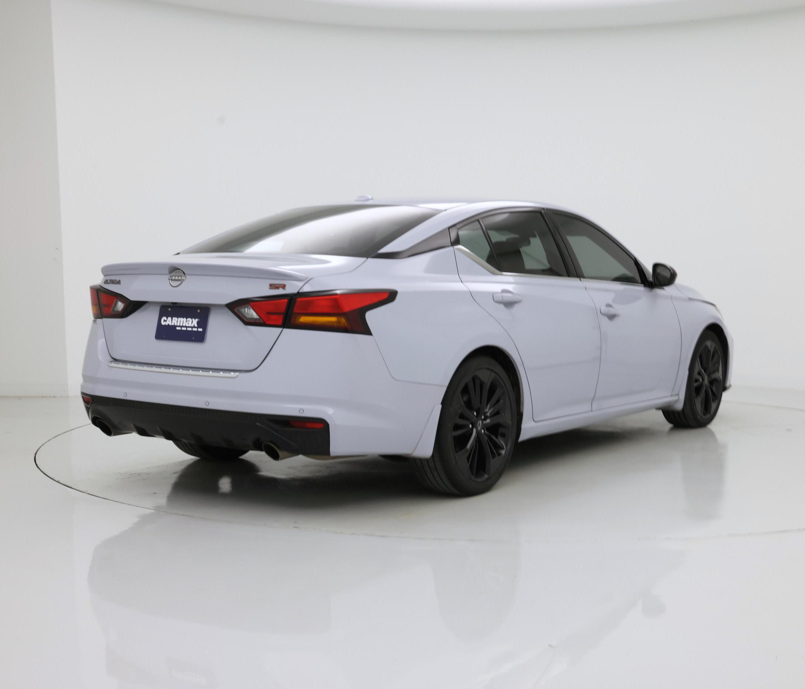 Thumbnail: 2023 Nissan Altima - 8