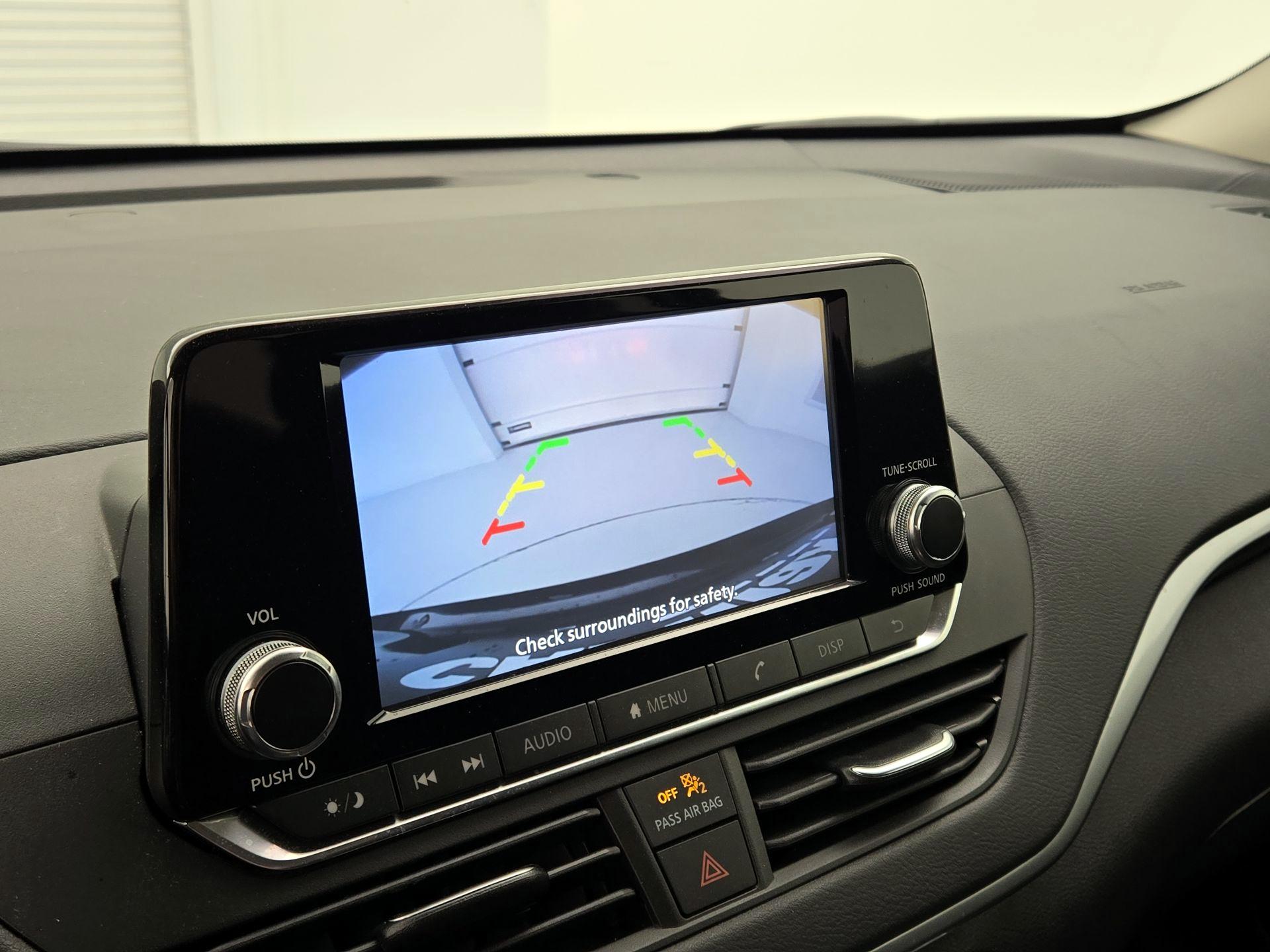 Thumbnail: 2022 Nissan Altima - 14